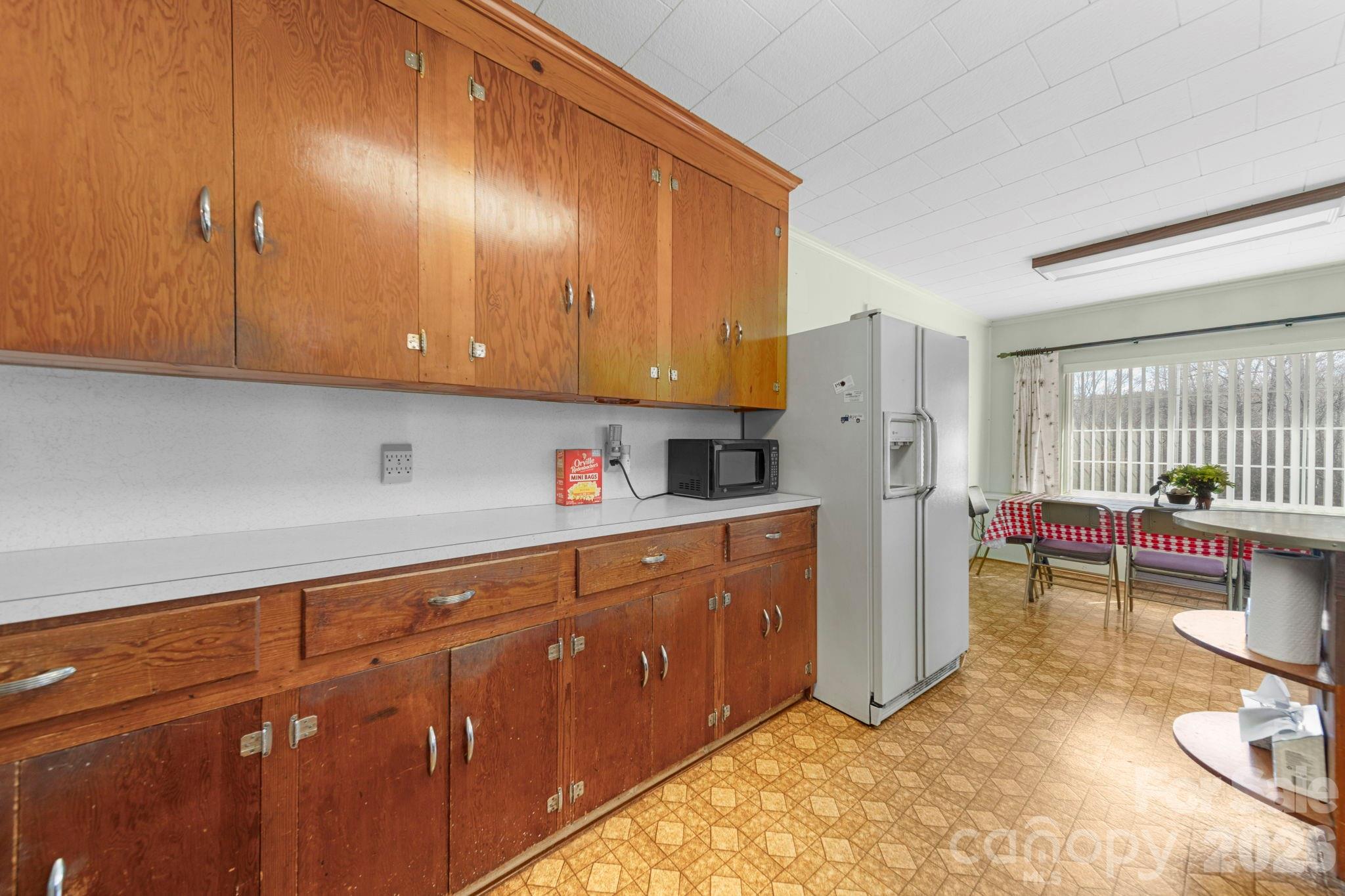 2350 Grubb Ferry Road — Salisbury
