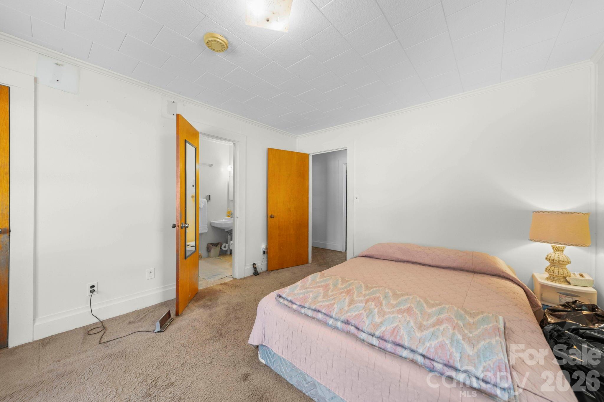 2350 Grubb Ferry Road — Salisbury