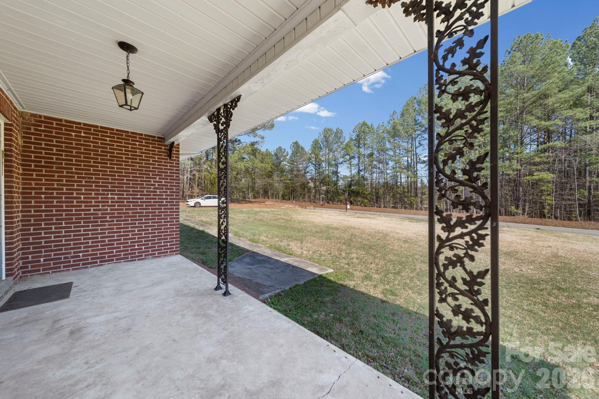 2350 Grubb Ferry Road — Salisbury