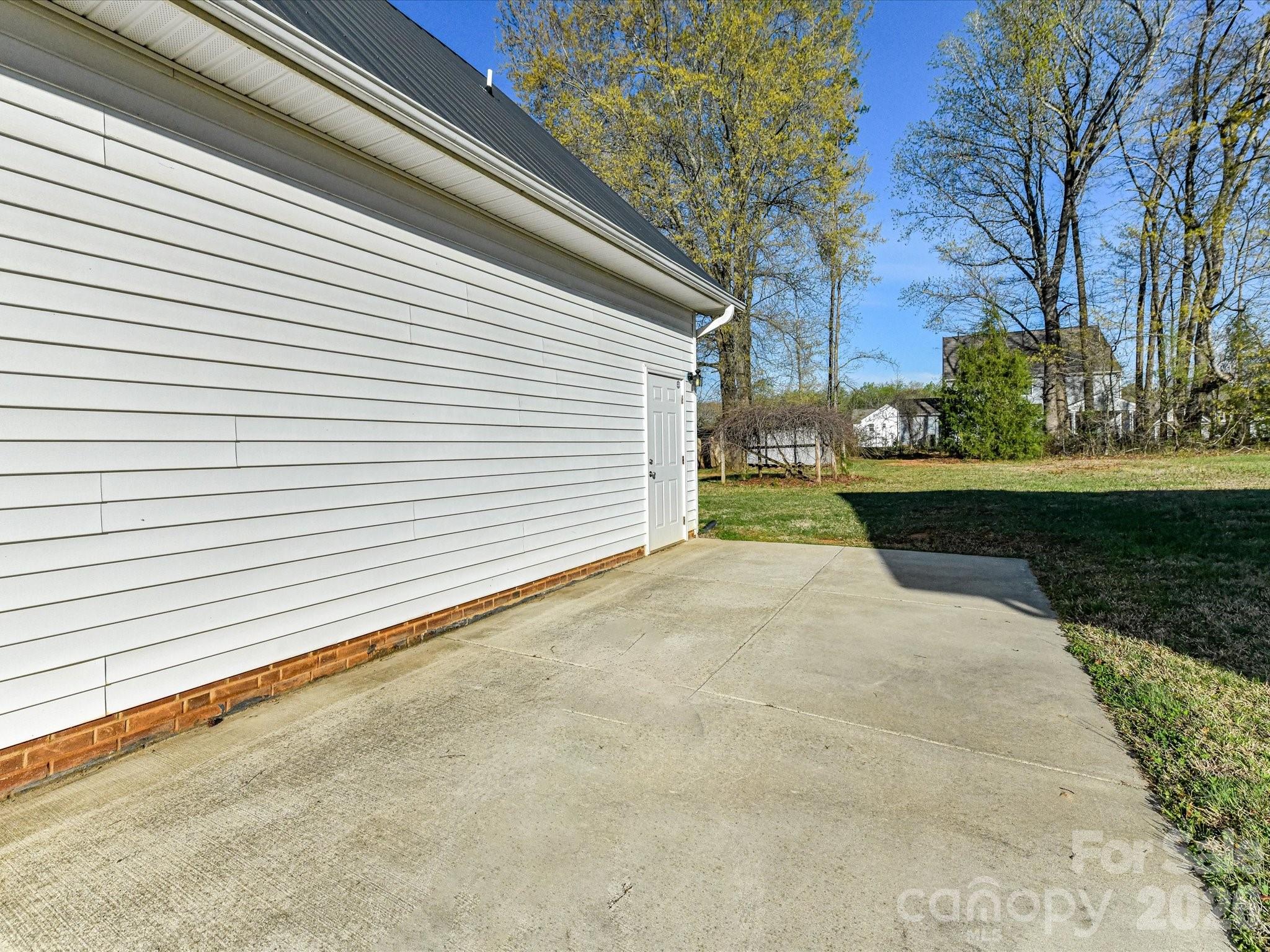 7731 Orrview Drive — Mint Hill
