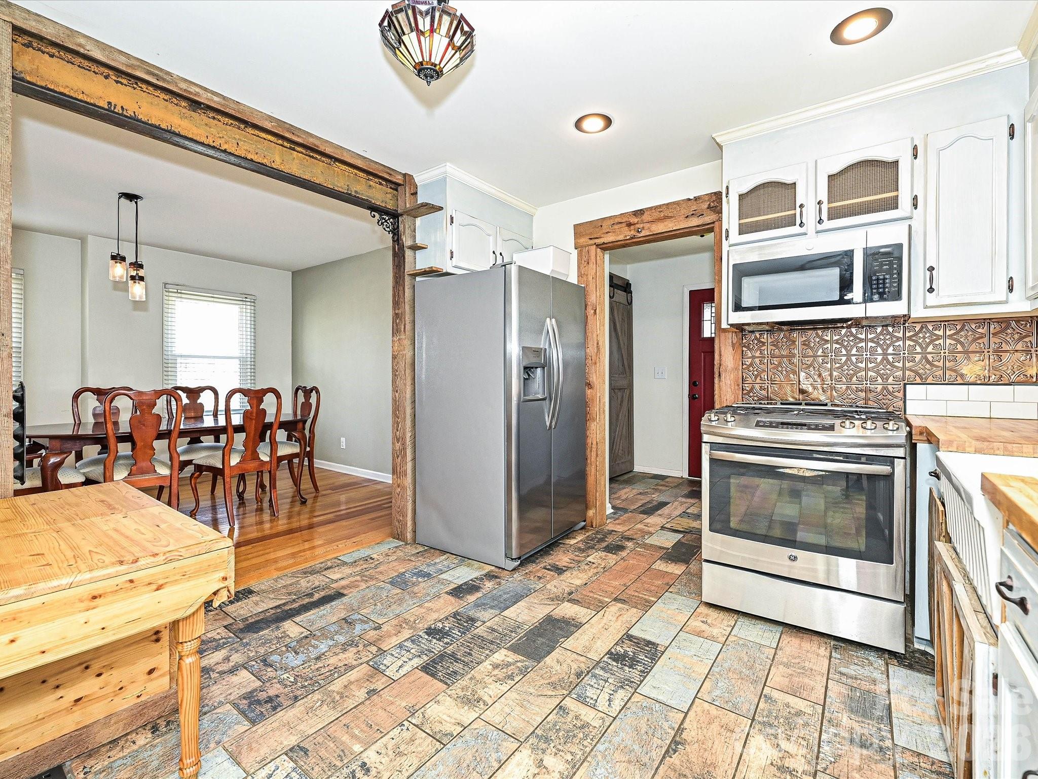104 Deertrack Drive — Mount Holly