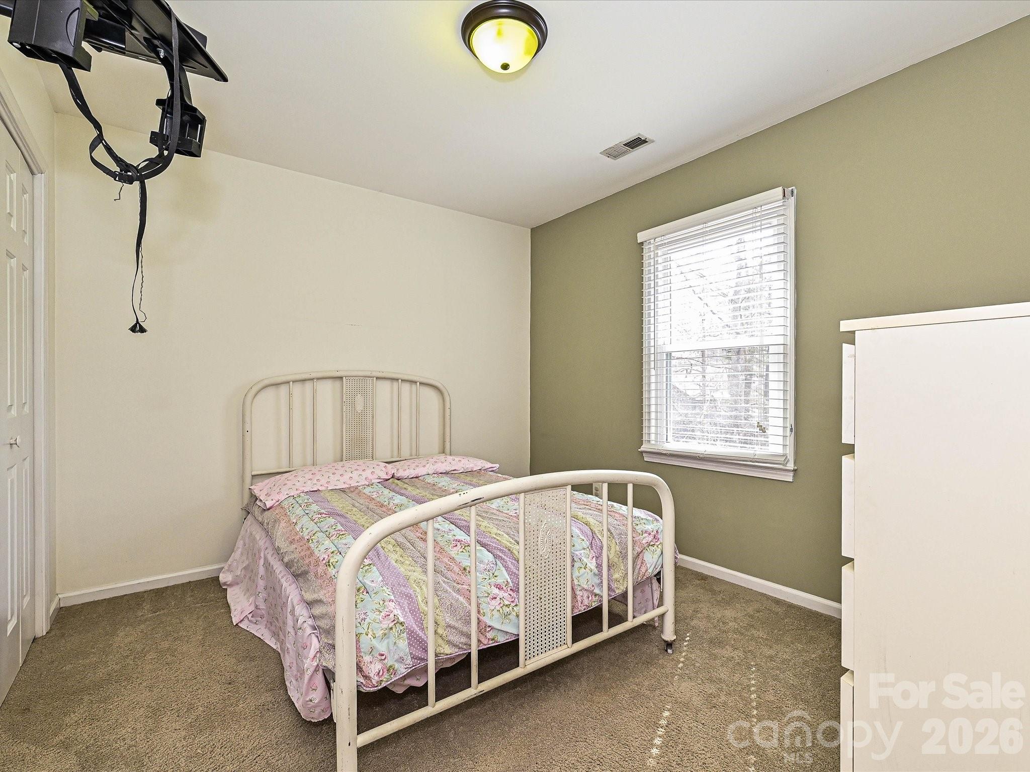 104 Deertrack Drive — Mount Holly