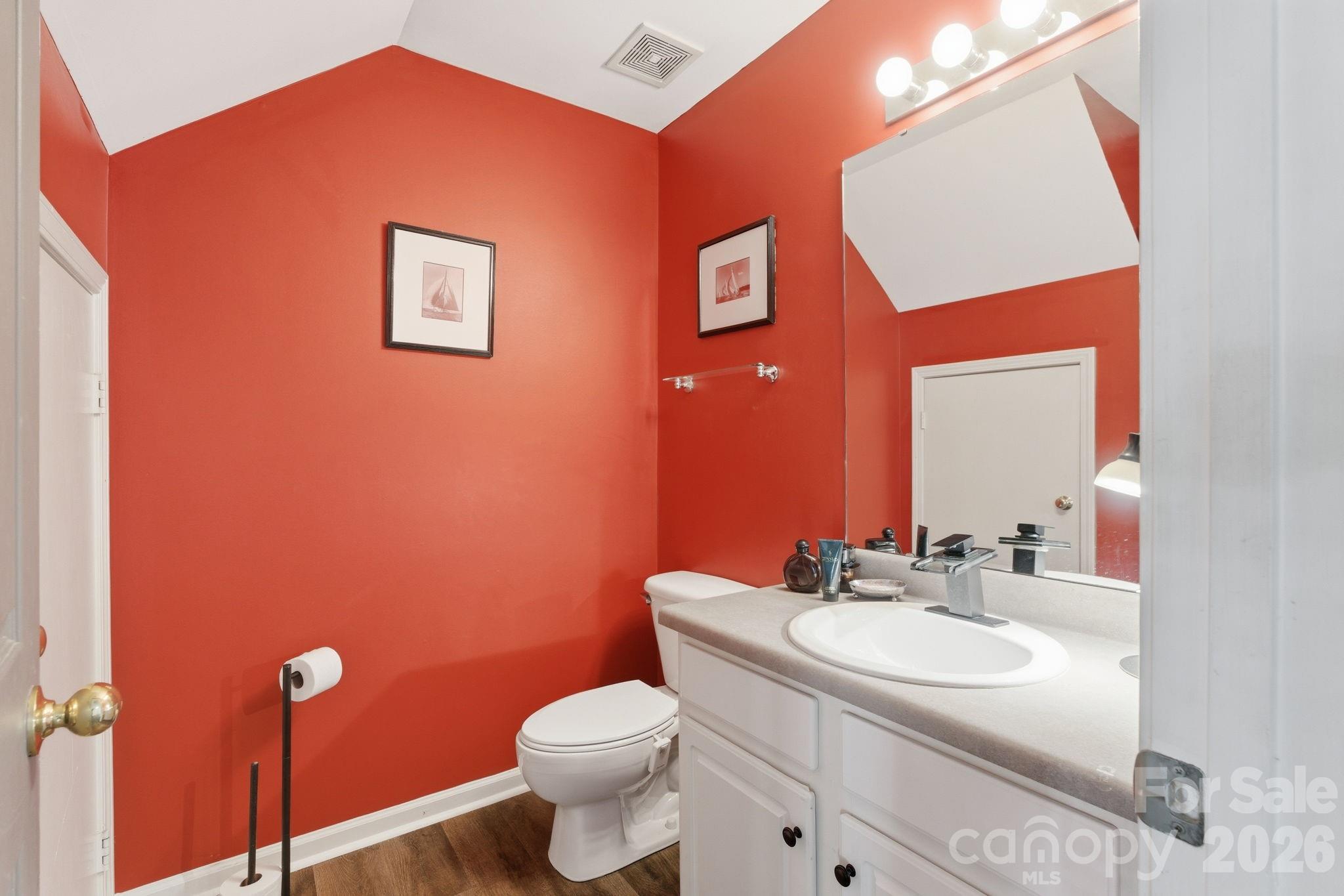 17361 Villanova Road — Huntersville