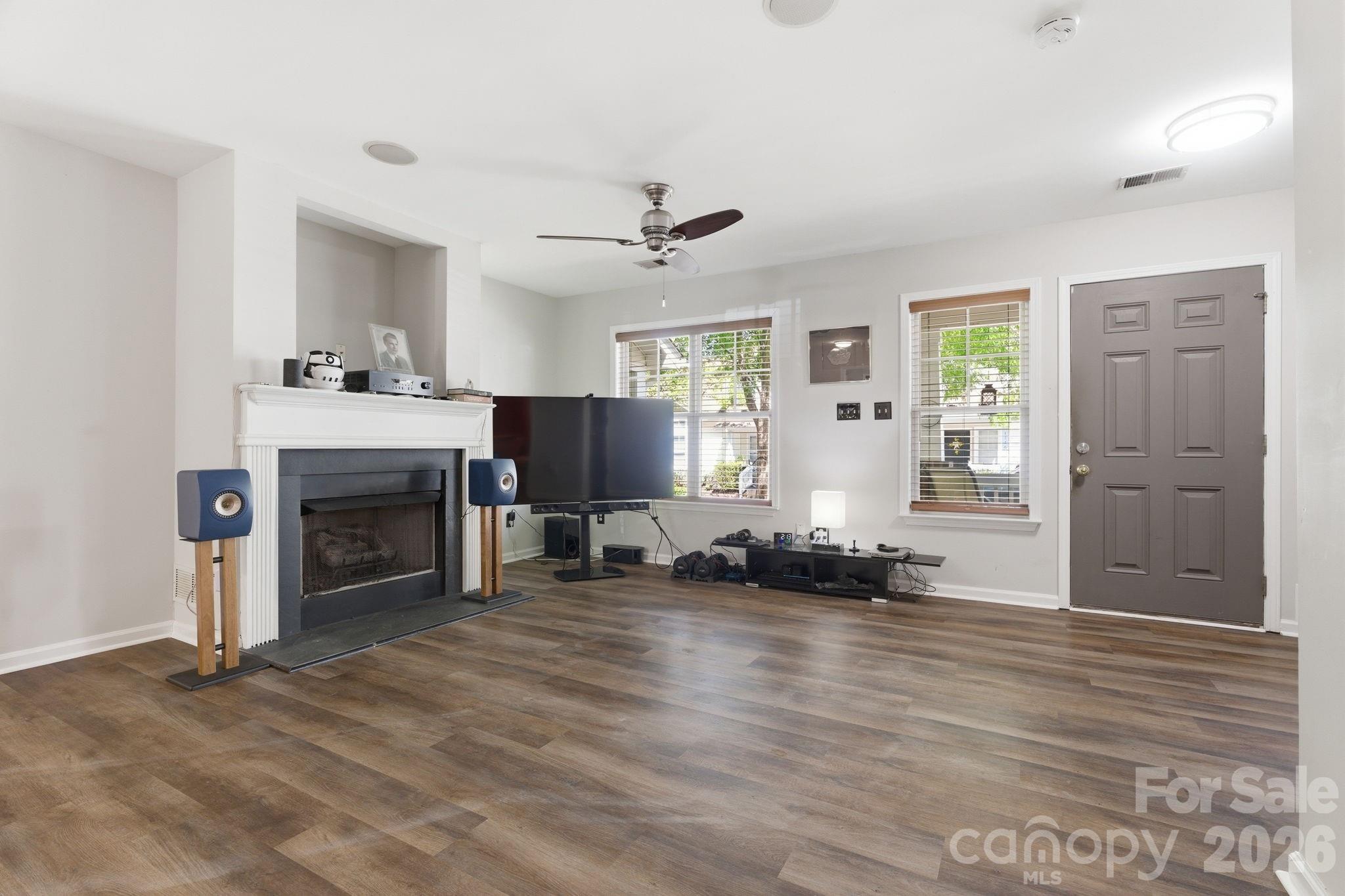 17361 Villanova Road — Huntersville