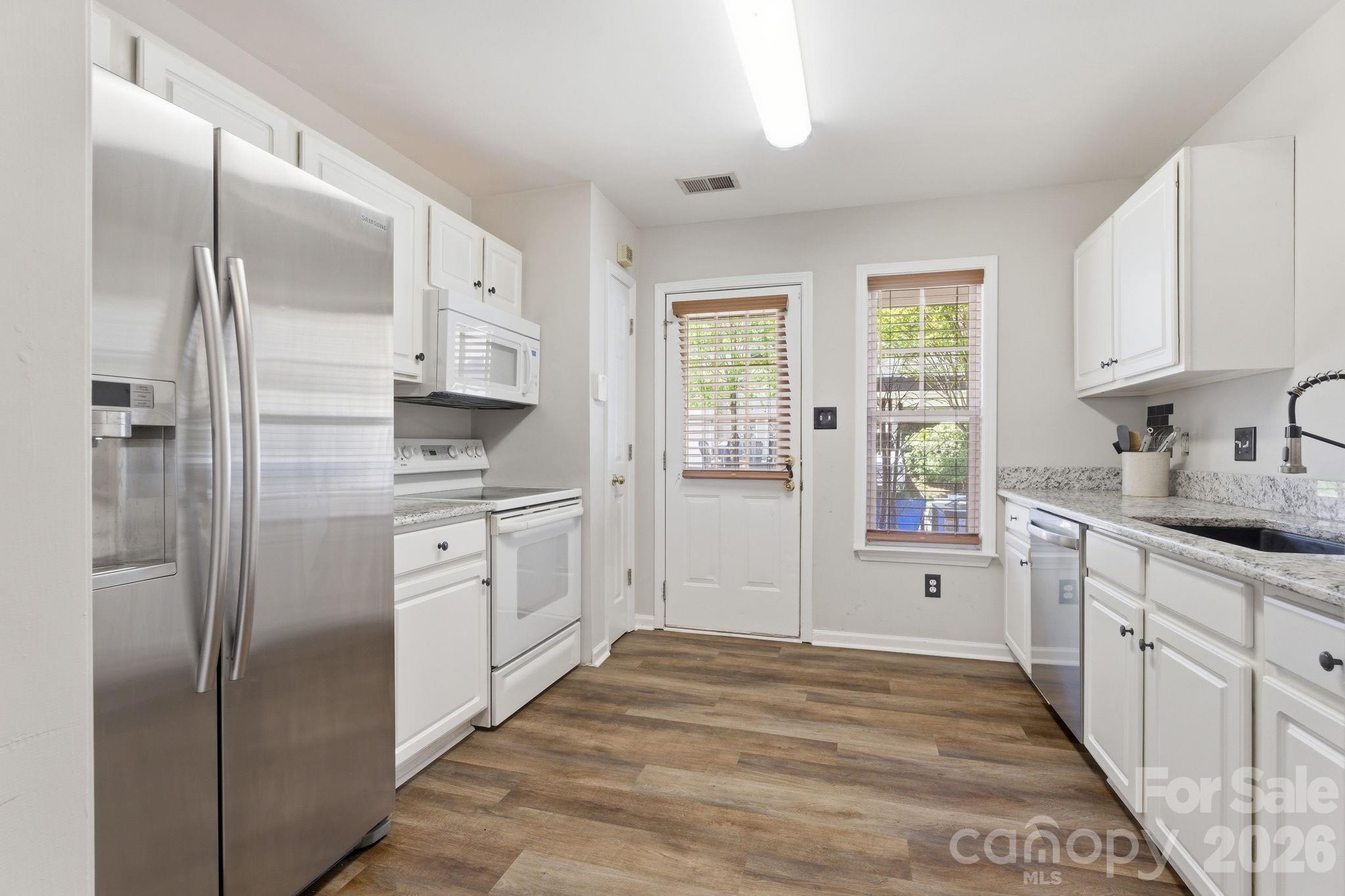17361 Villanova Road — Huntersville