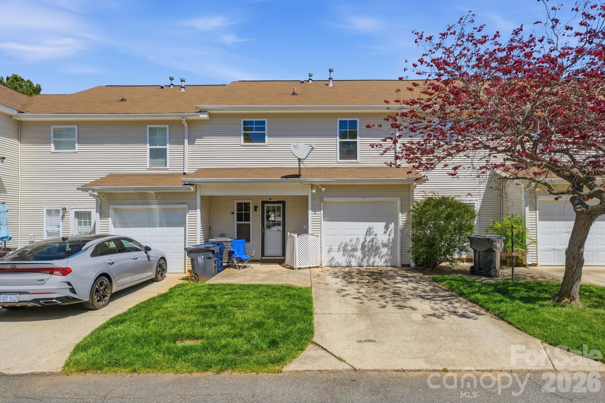 17361 Villanova Road — Huntersville