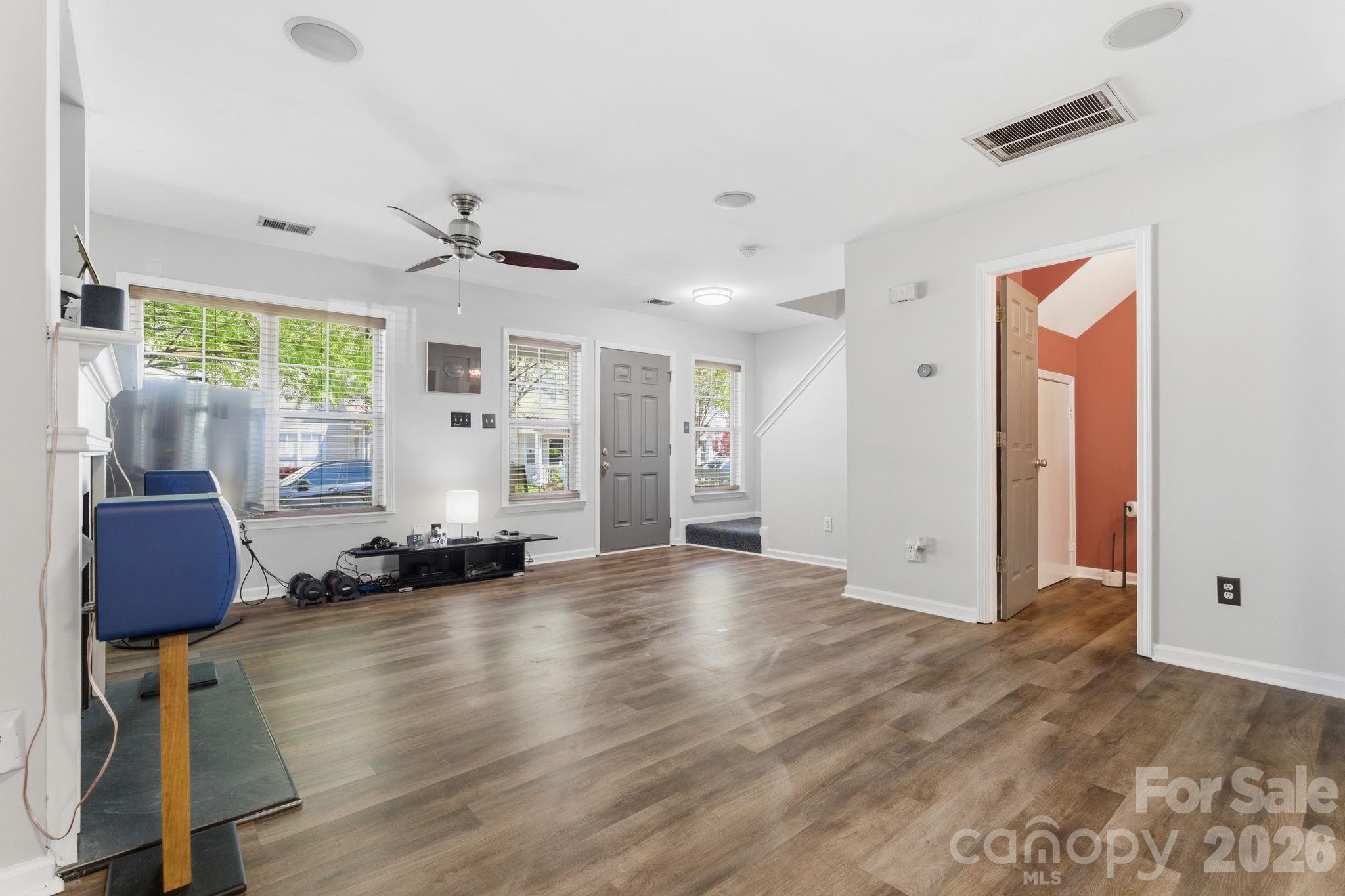 17361 Villanova Road — Huntersville