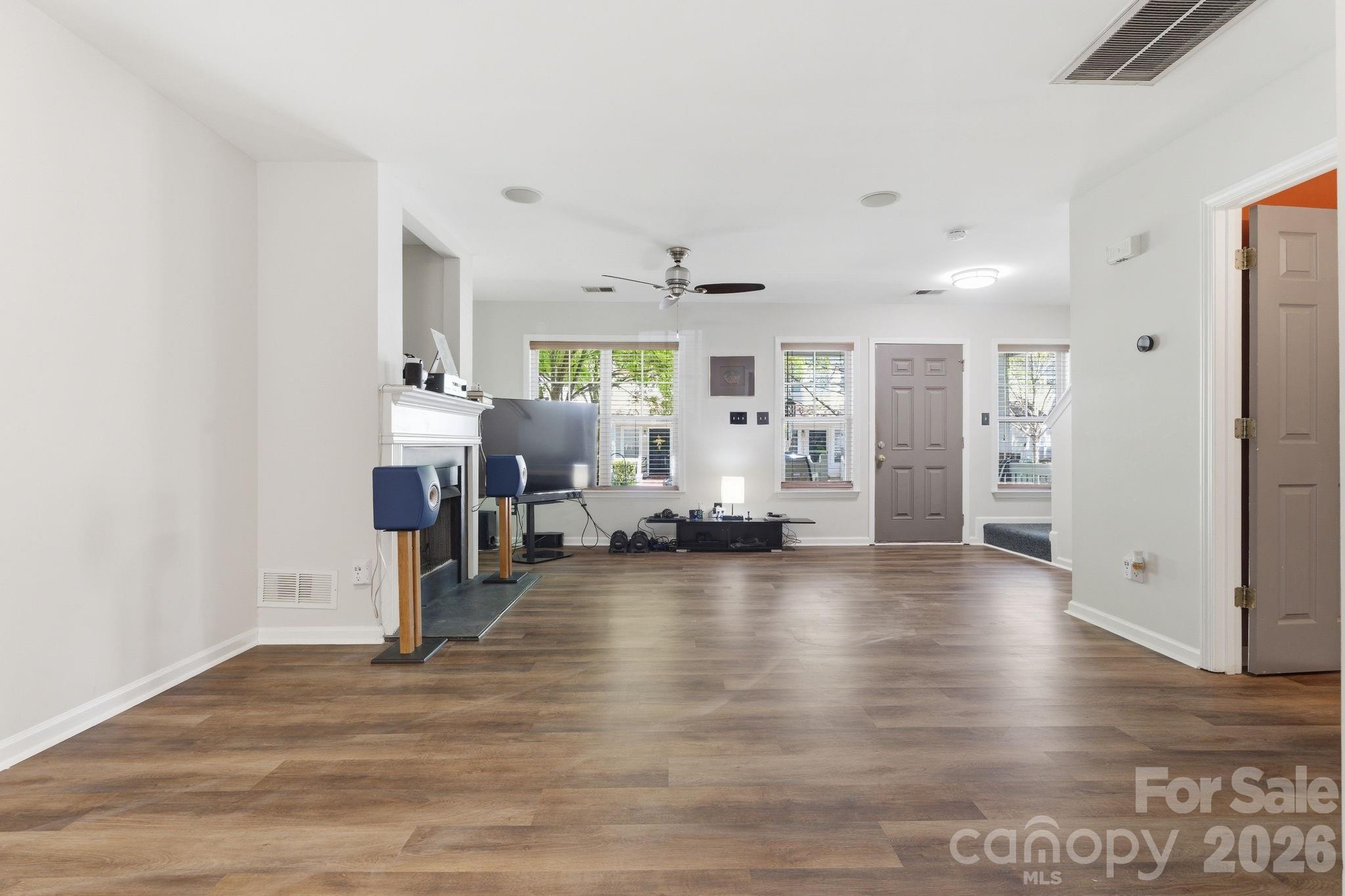 17361 Villanova Road — Huntersville