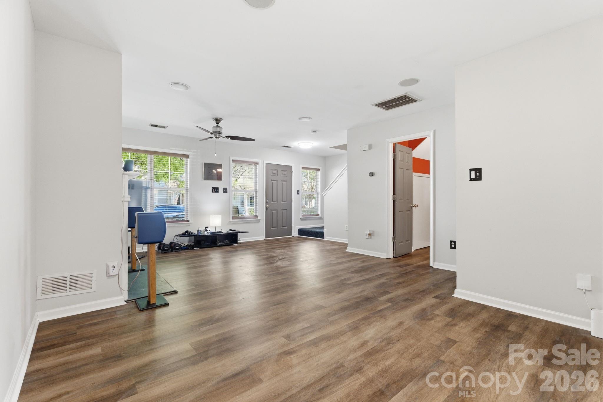 17361 Villanova Road — Huntersville