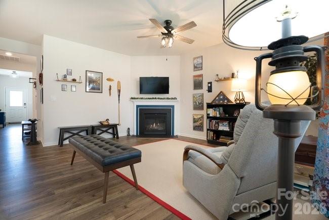 3938 Village Boulevard NW — Conover
