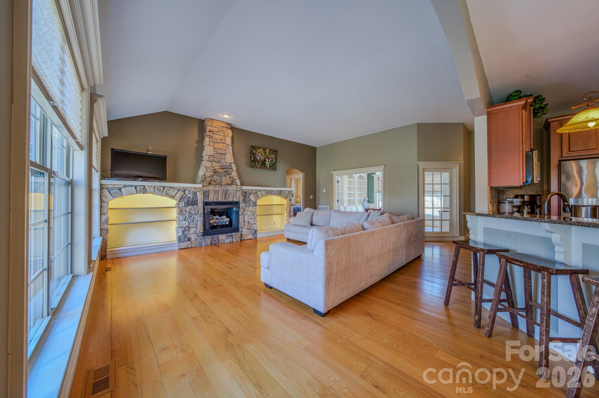 3975 Plantation Drive — Morganton
