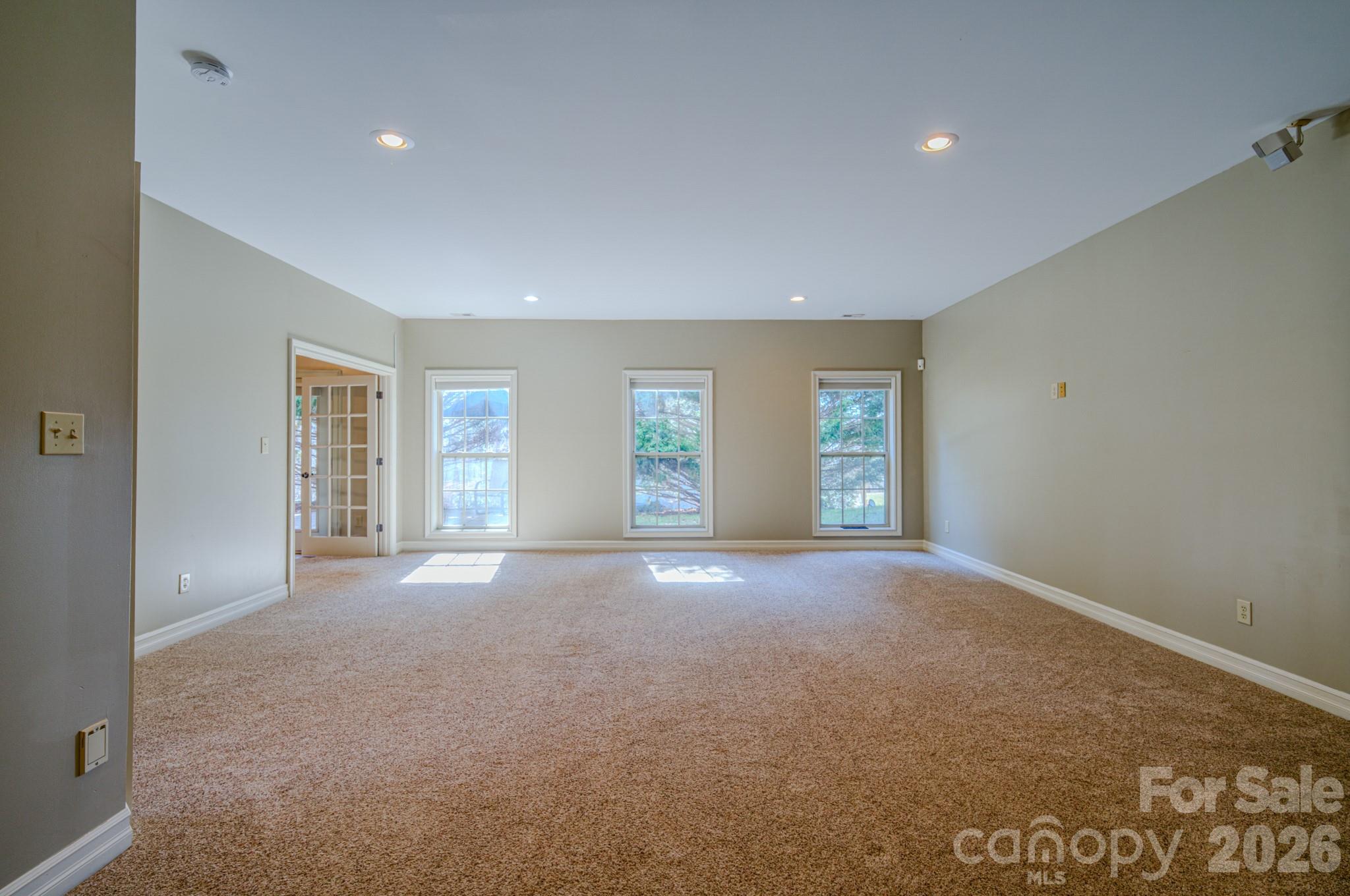 3975 Plantation Drive — Morganton