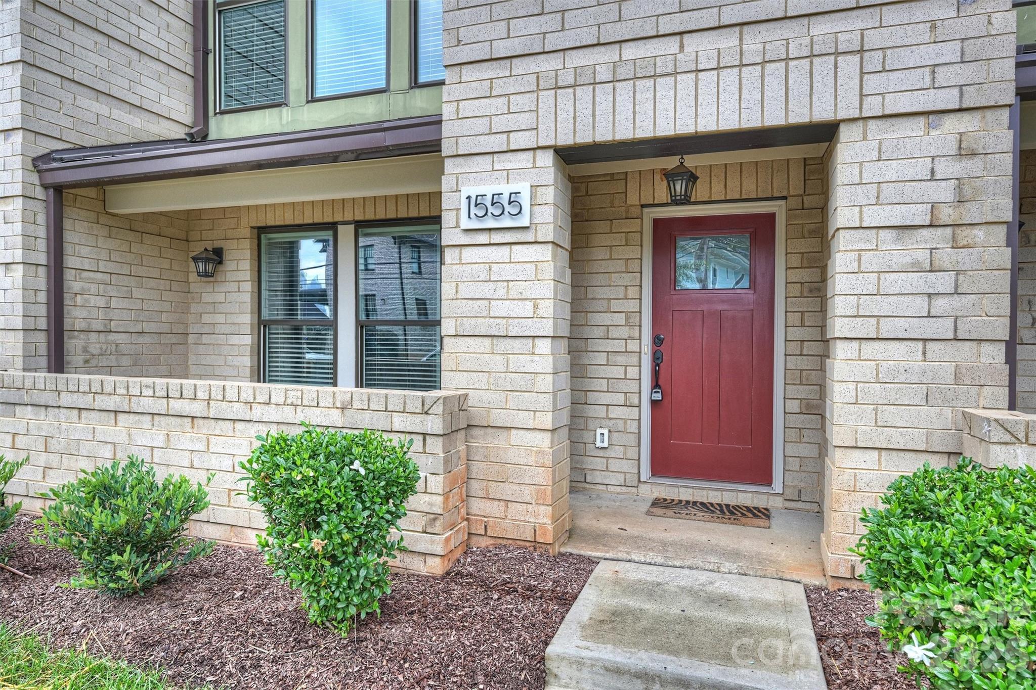 1555 Duckworth Avenue — Charlotte