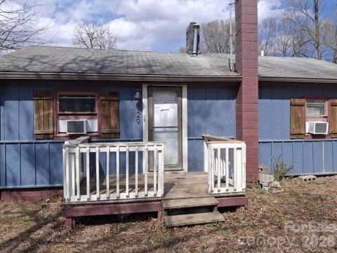 129 Harrison Street — Swannanoa
