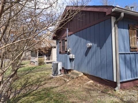 129 Harrison Street — Swannanoa