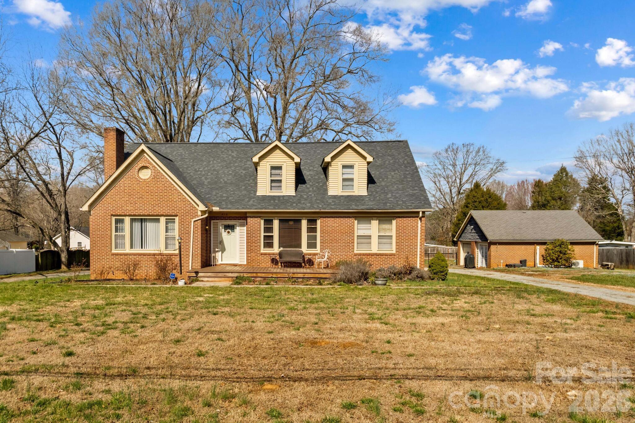 416 W Peeler Street — Salisbury