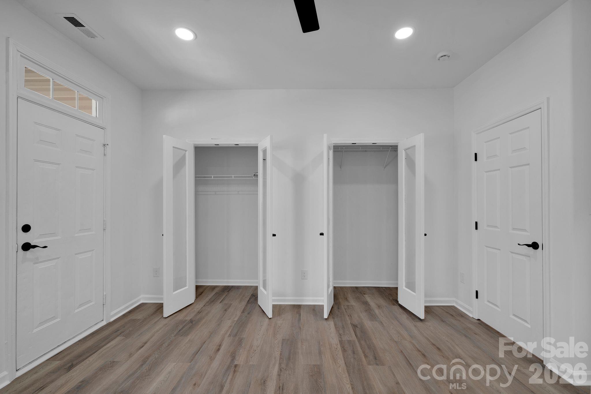 8131 Kings Creek Drive — Charlotte