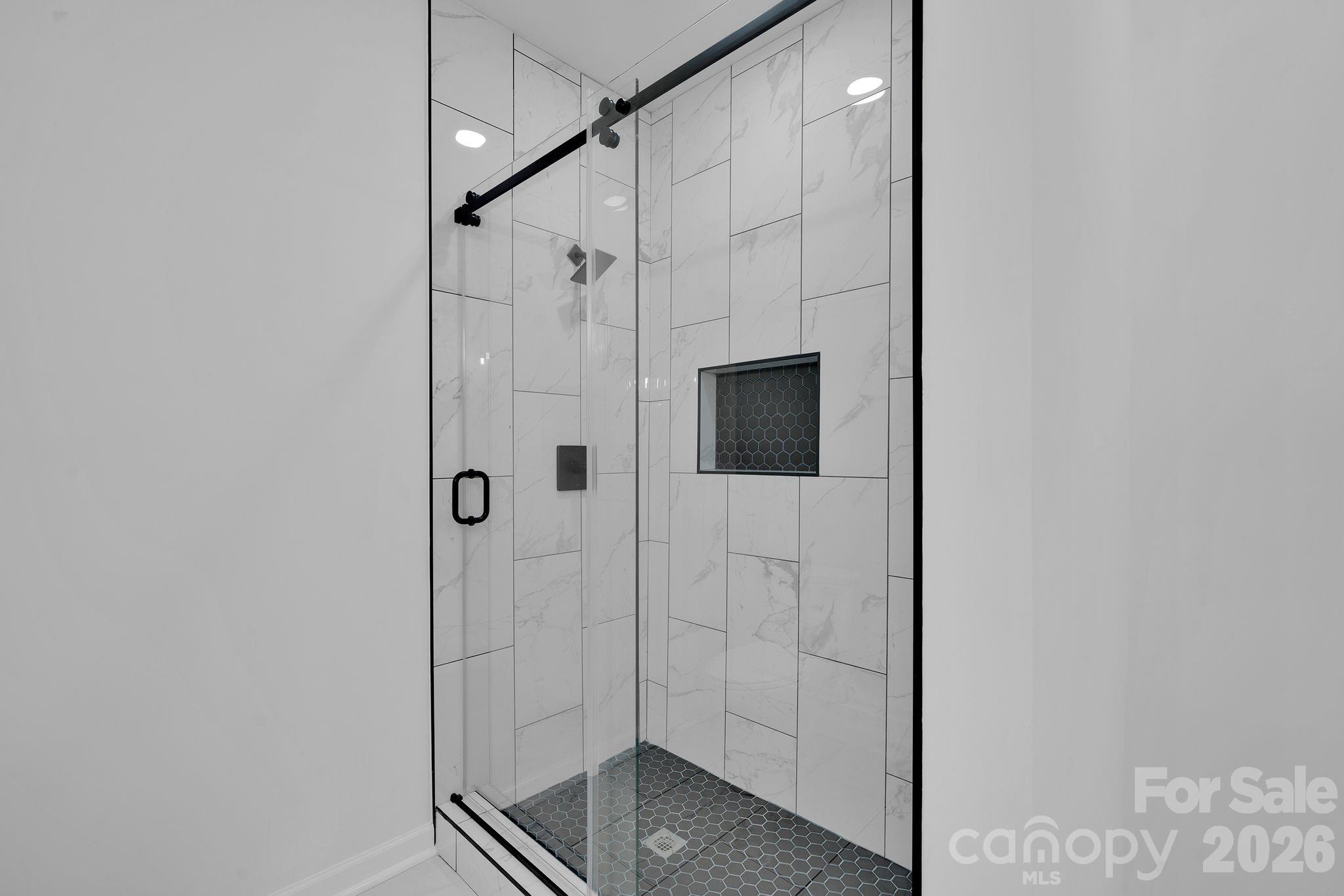 8131 Kings Creek Drive — Charlotte