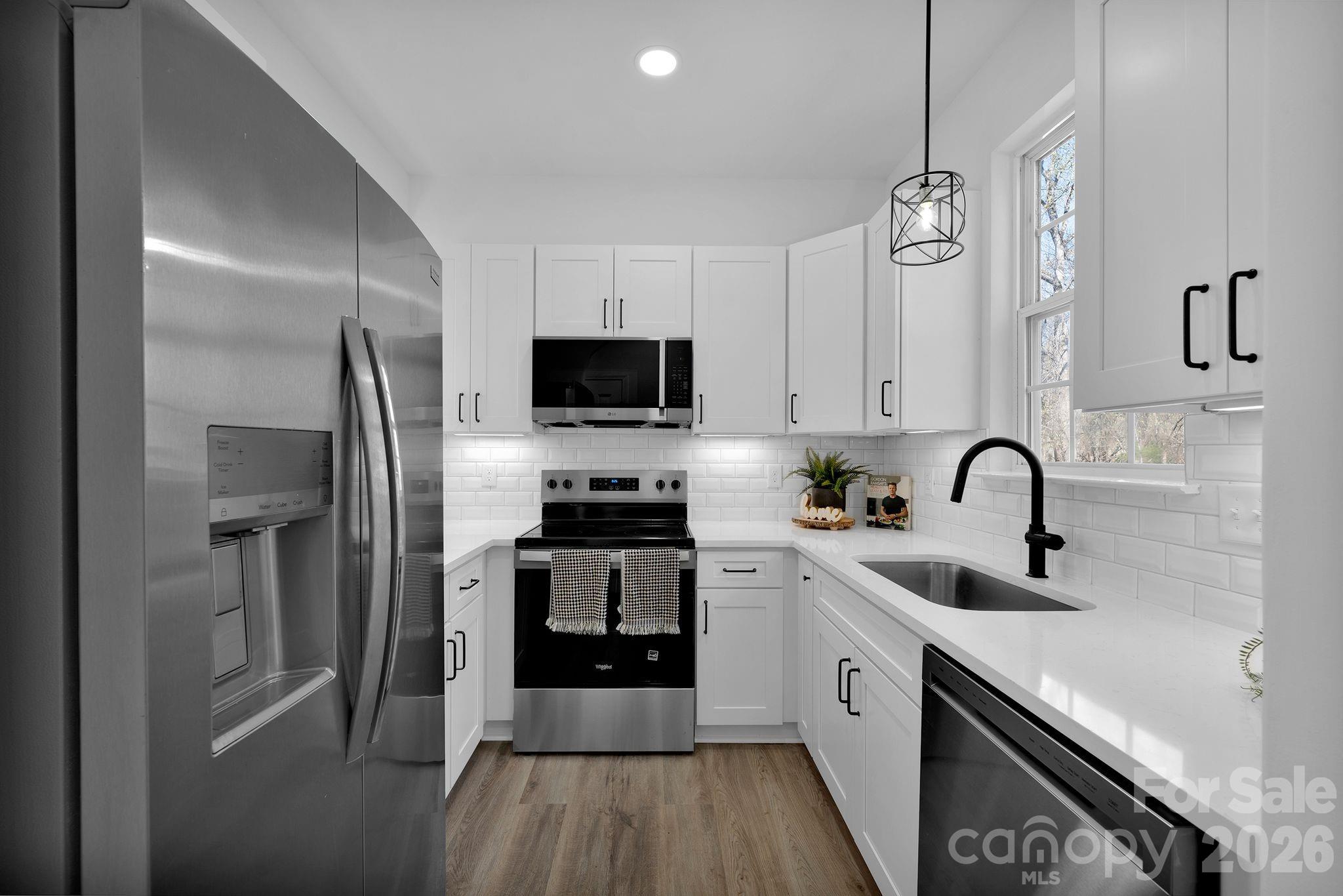 8131 Kings Creek Drive — Charlotte