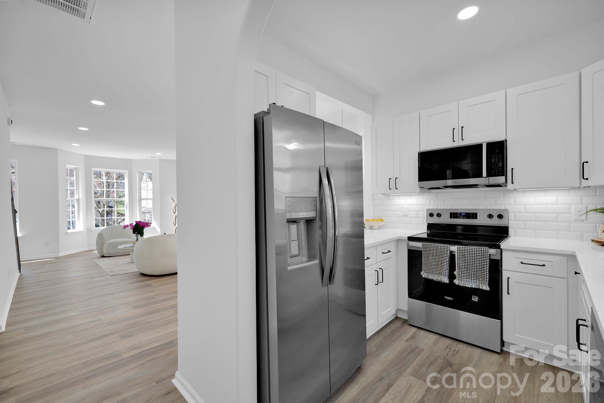 8131 Kings Creek Drive — Charlotte