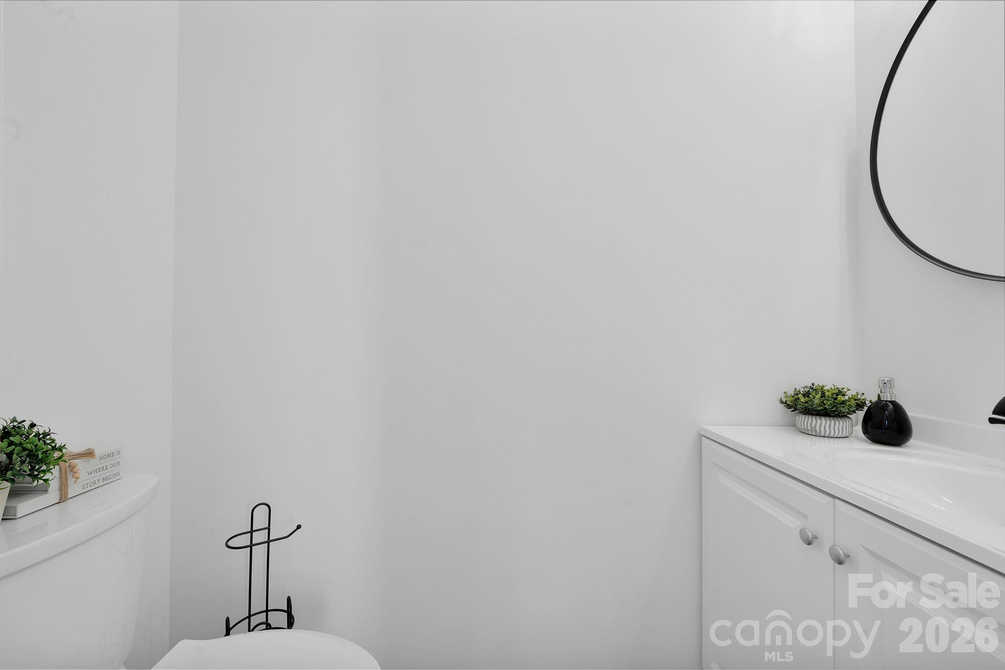 8131 Kings Creek Drive — Charlotte