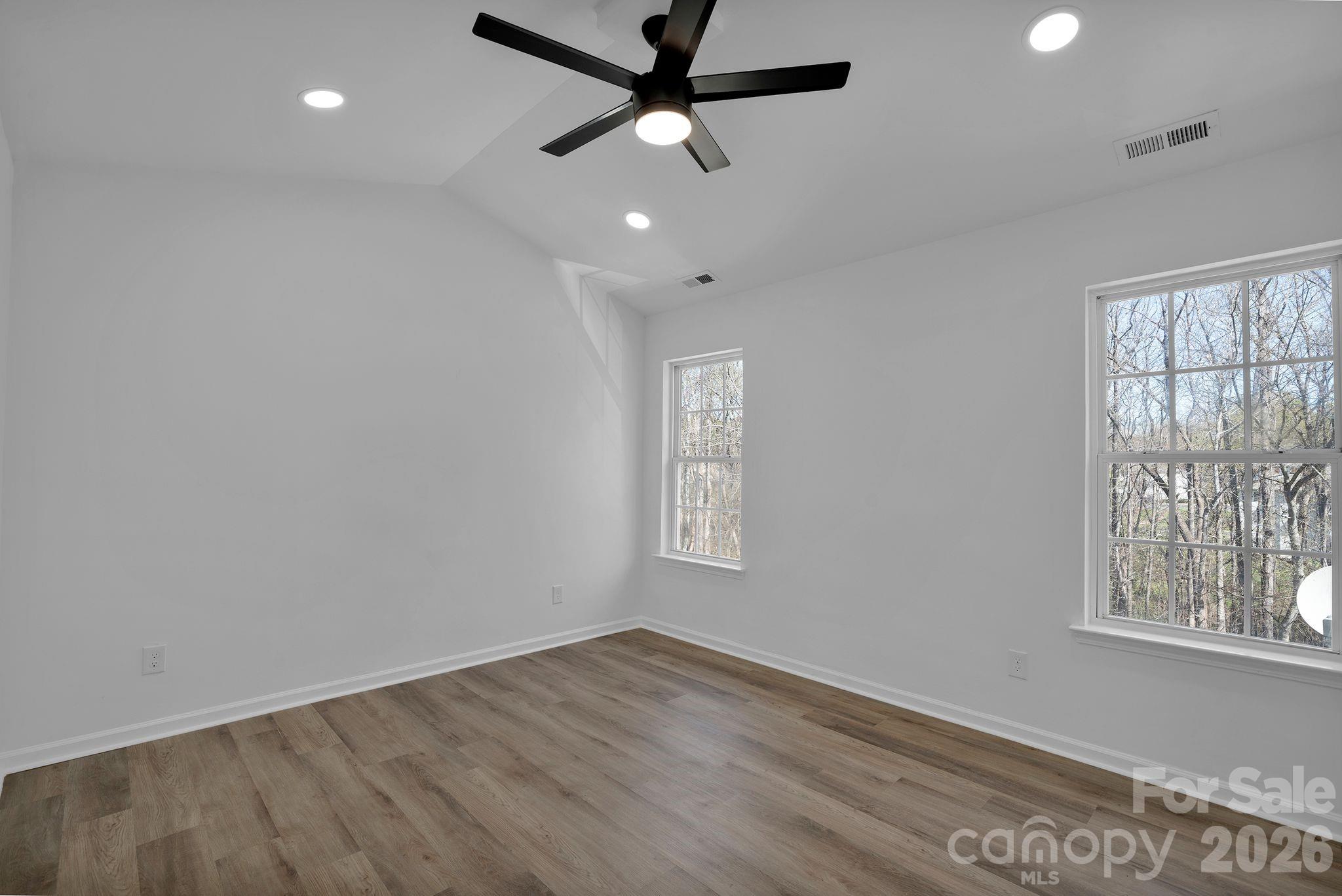 8131 Kings Creek Drive — Charlotte
