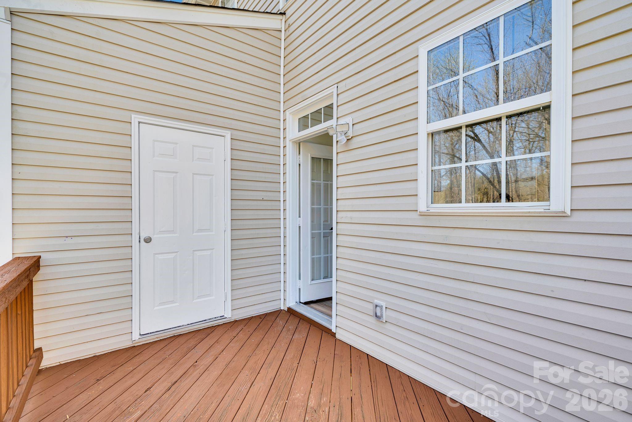 8131 Kings Creek Drive — Charlotte