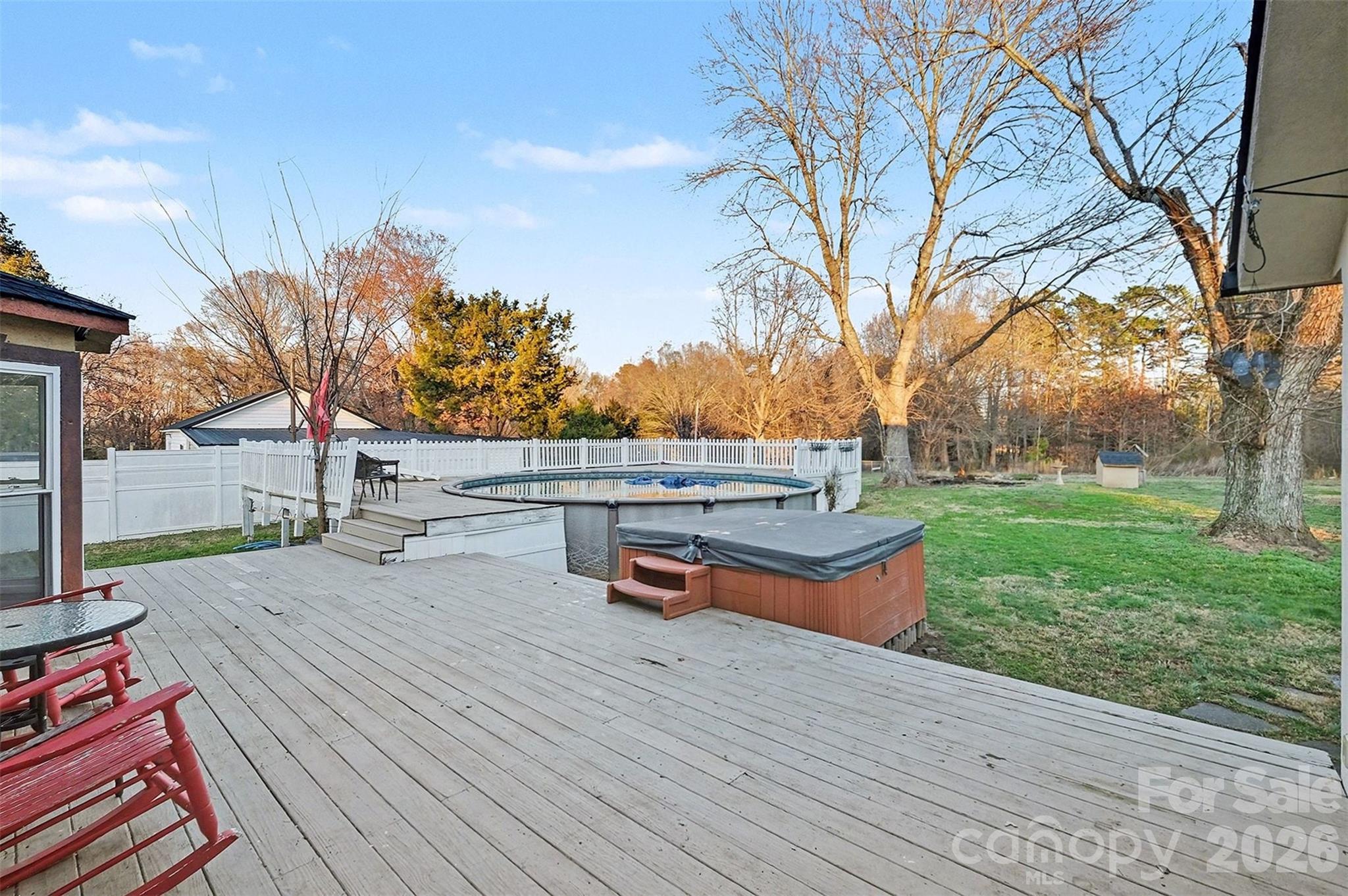 402 Shinnville Road — Mooresville