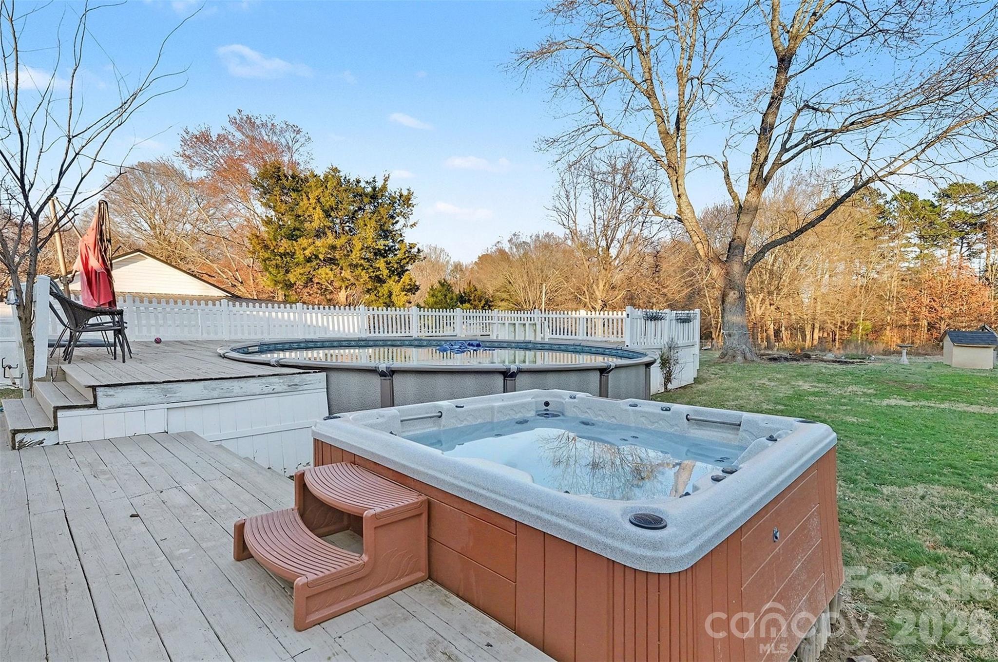 402 Shinnville Road — Mooresville