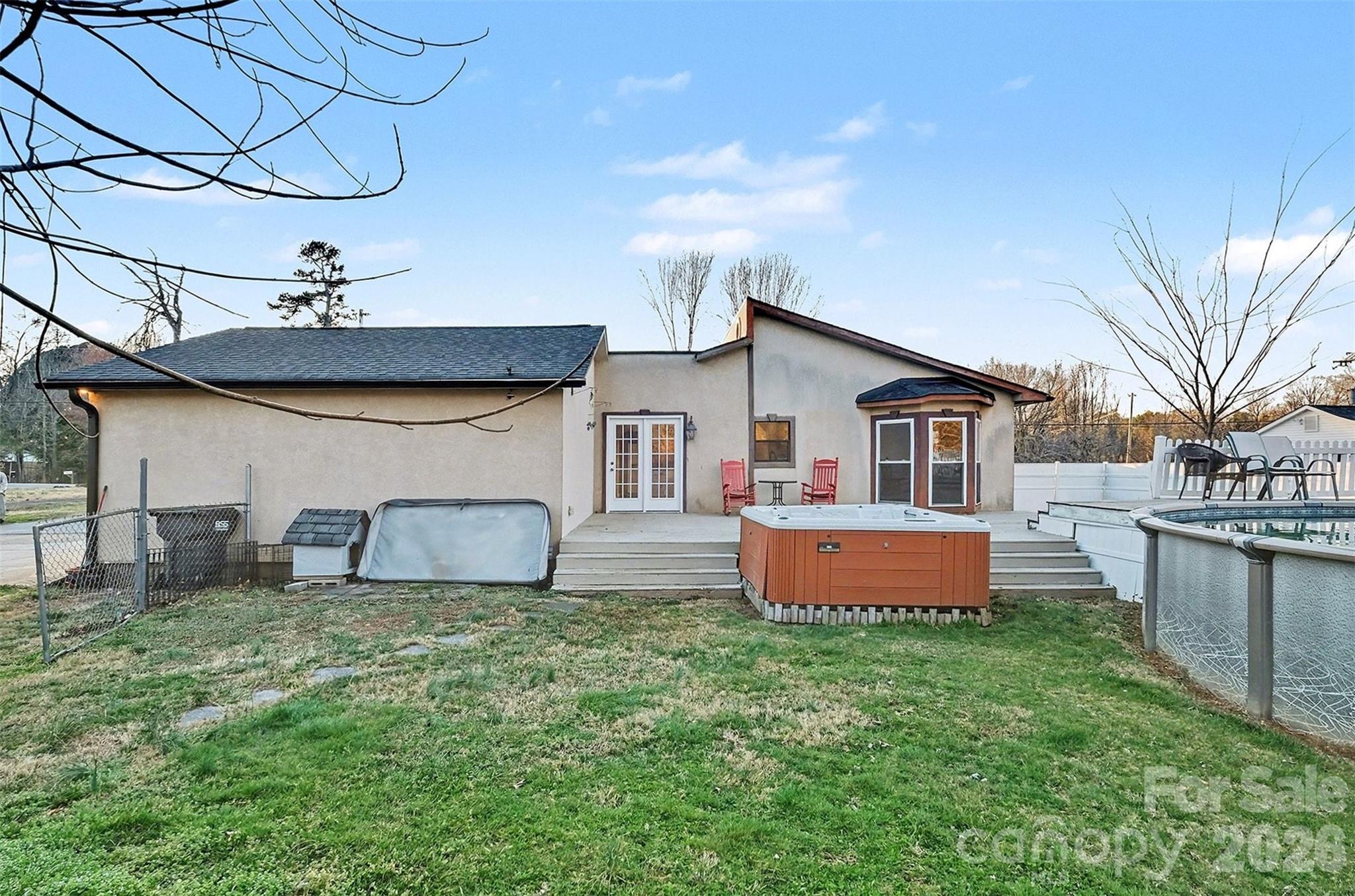 402 Shinnville Road — Mooresville