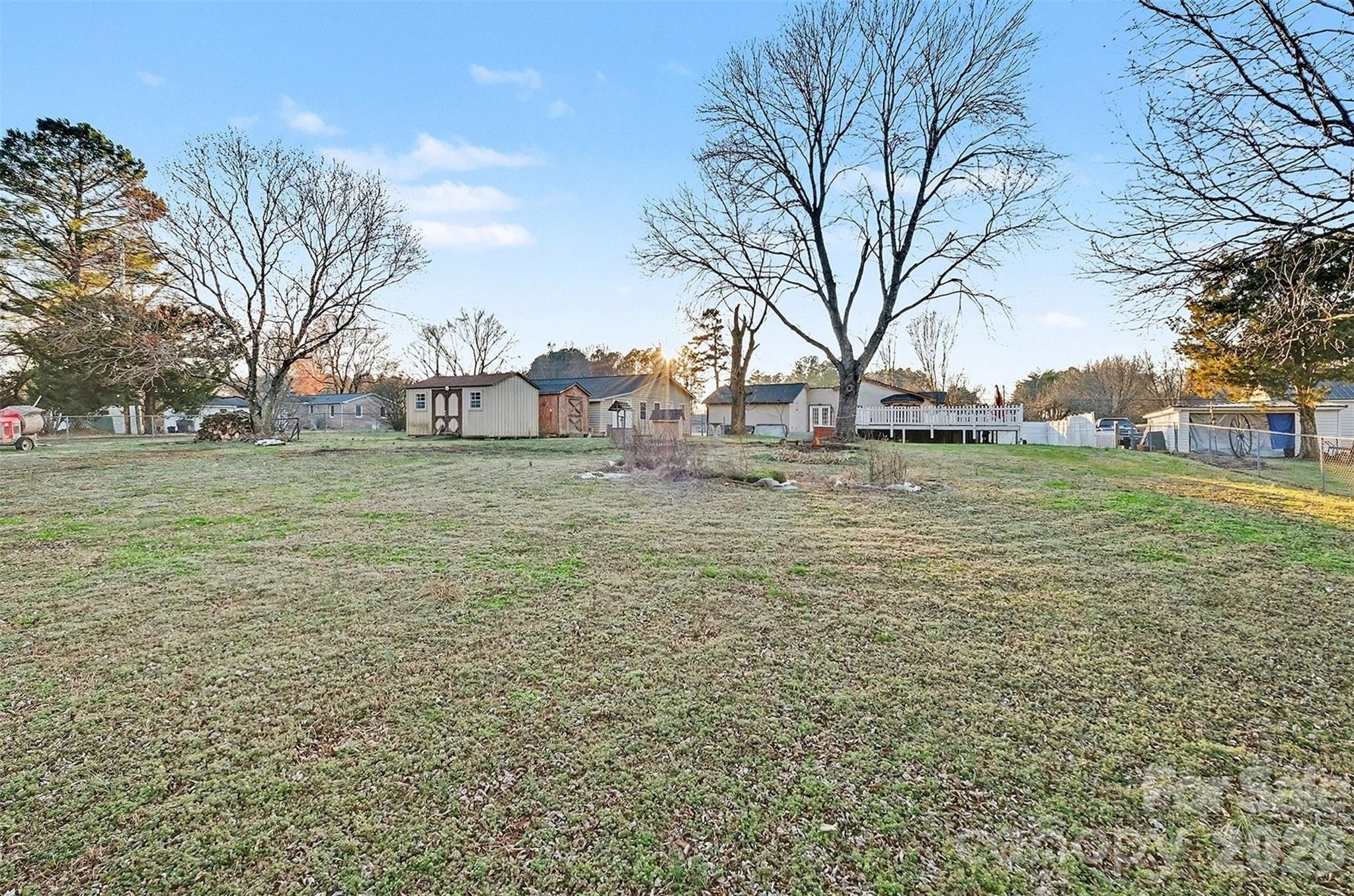 402 Shinnville Road — Mooresville