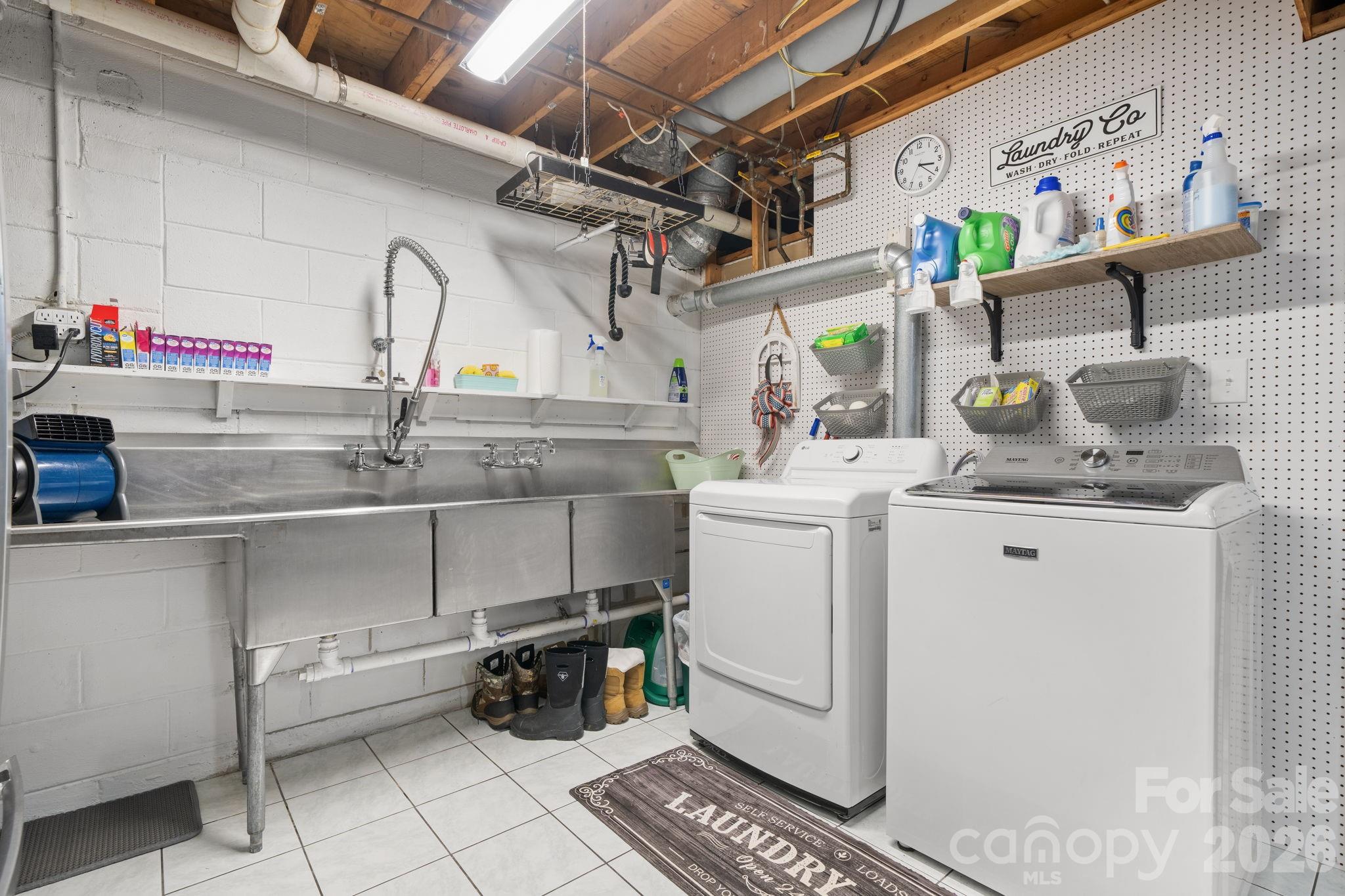 2184 Pine Mountain Drive — Connelly Springs