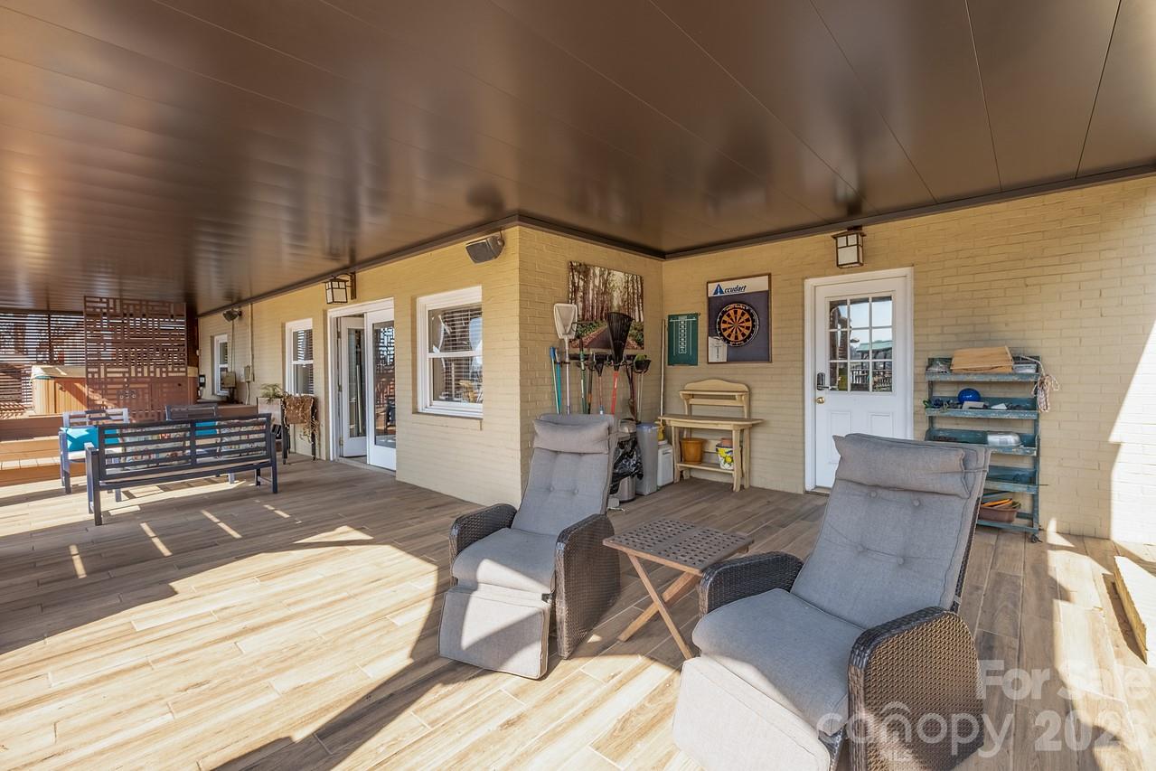 20919 Island Forest Drive — Cornelius