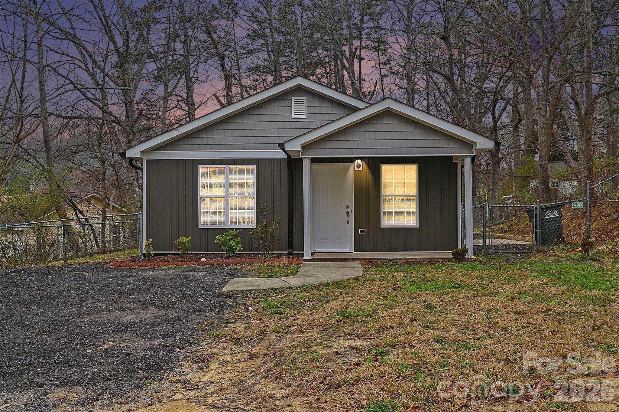1910 Parkdale Avenue — Gastonia
