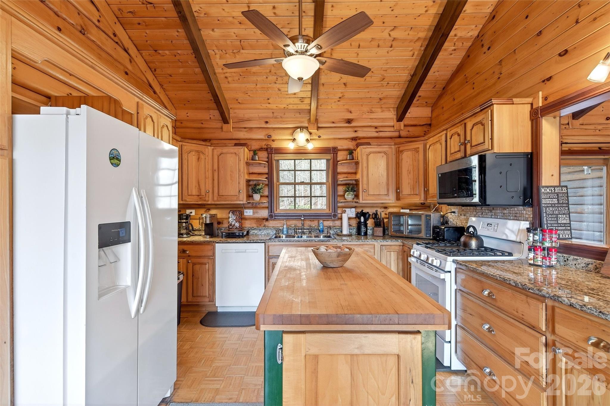542 Allen Mountain Lane — Spruce Pine