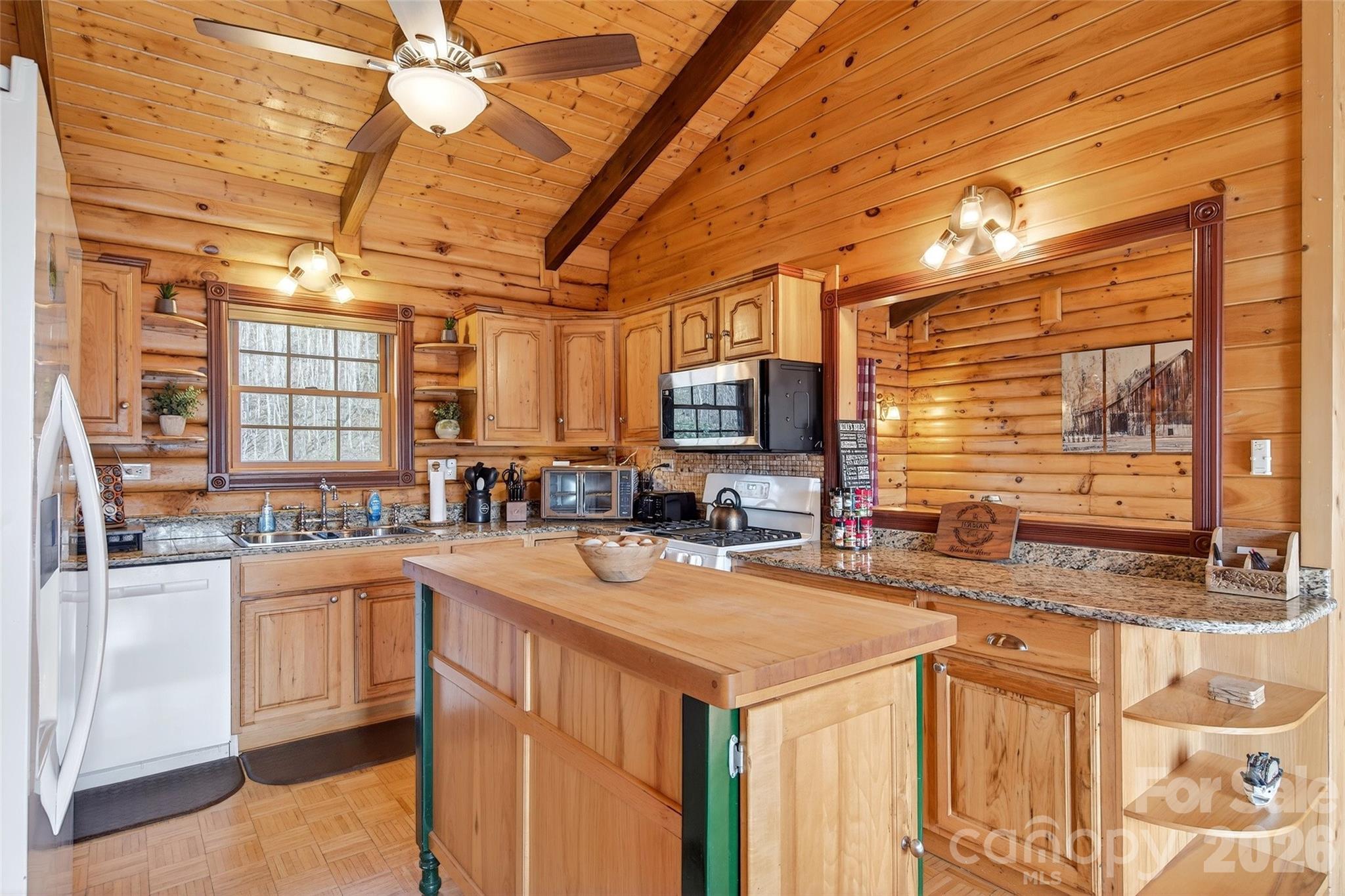 542 Allen Mountain Lane — Spruce Pine