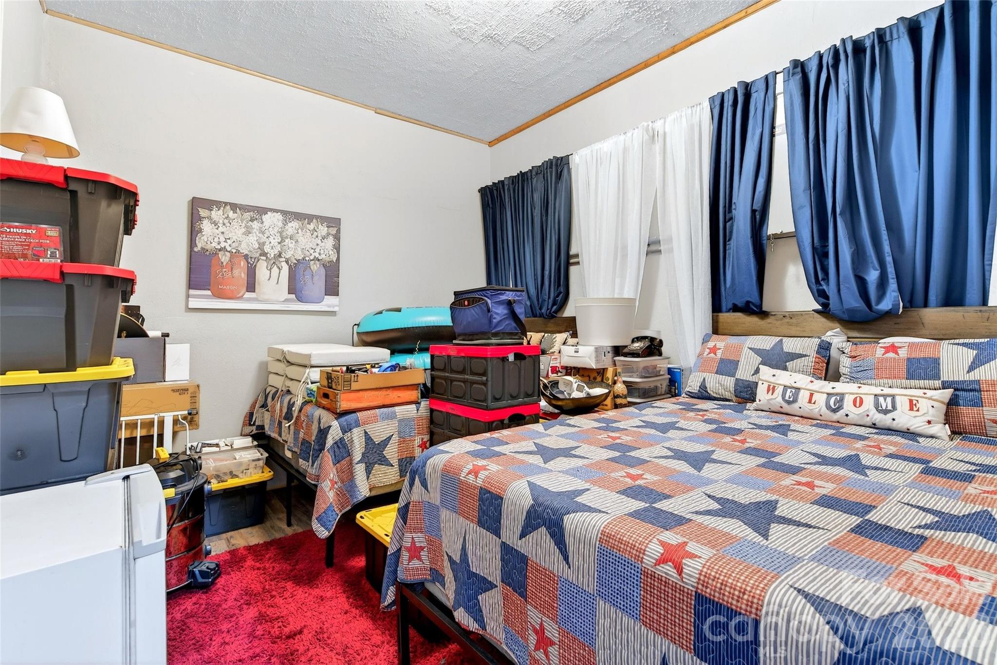 542 Allen Mountain Lane — Spruce Pine