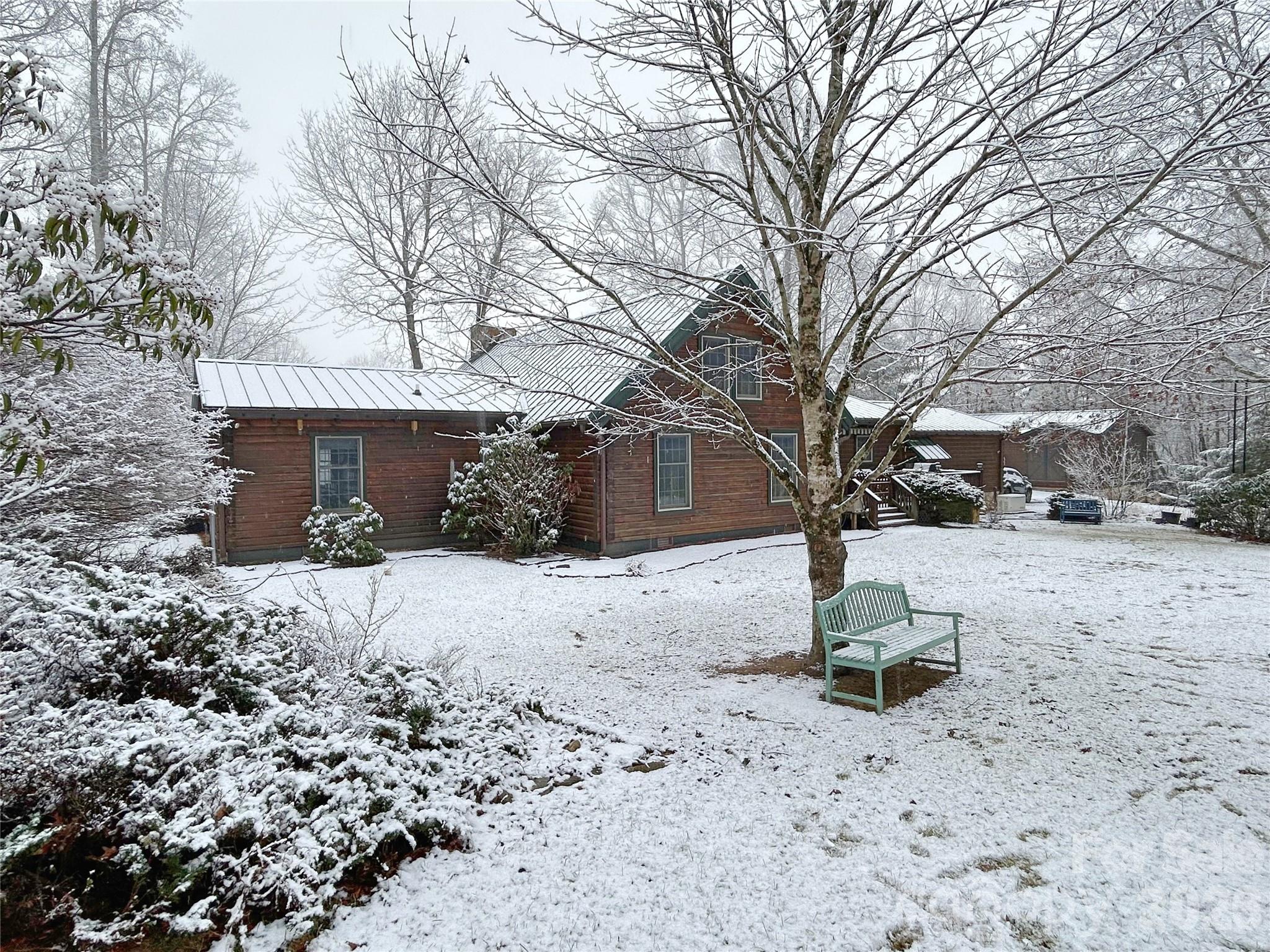 542 Allen Mountain Lane — Spruce Pine