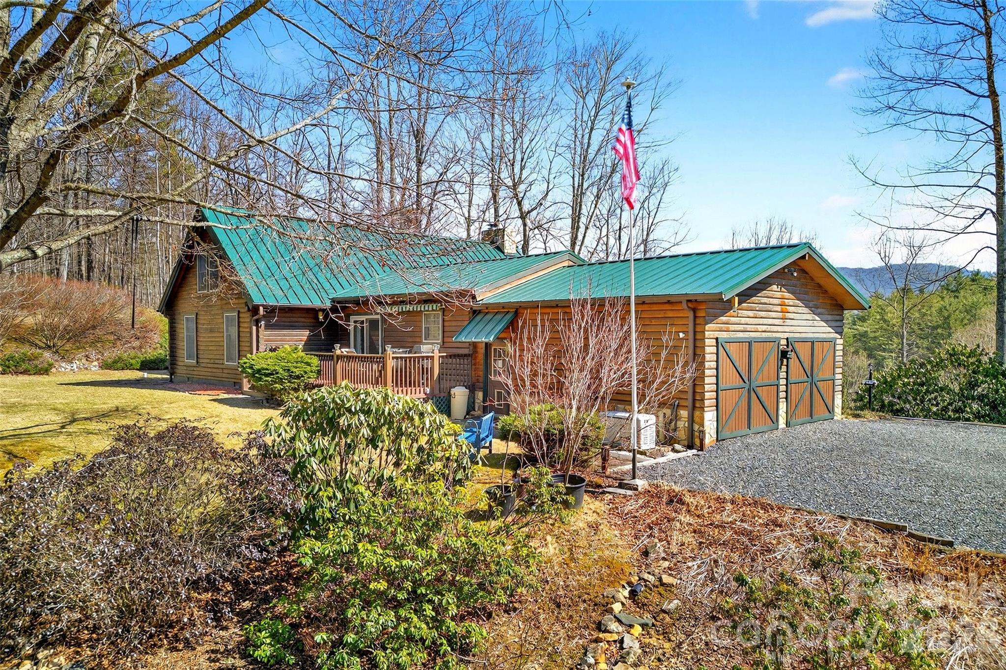 542 Allen Mountain Lane — Spruce Pine