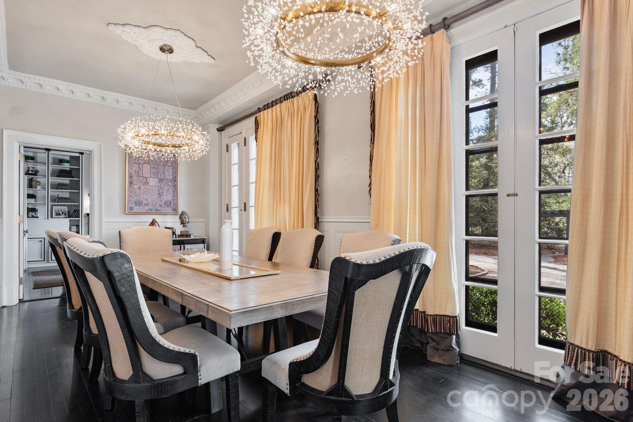 1503 Elm Street — Conway