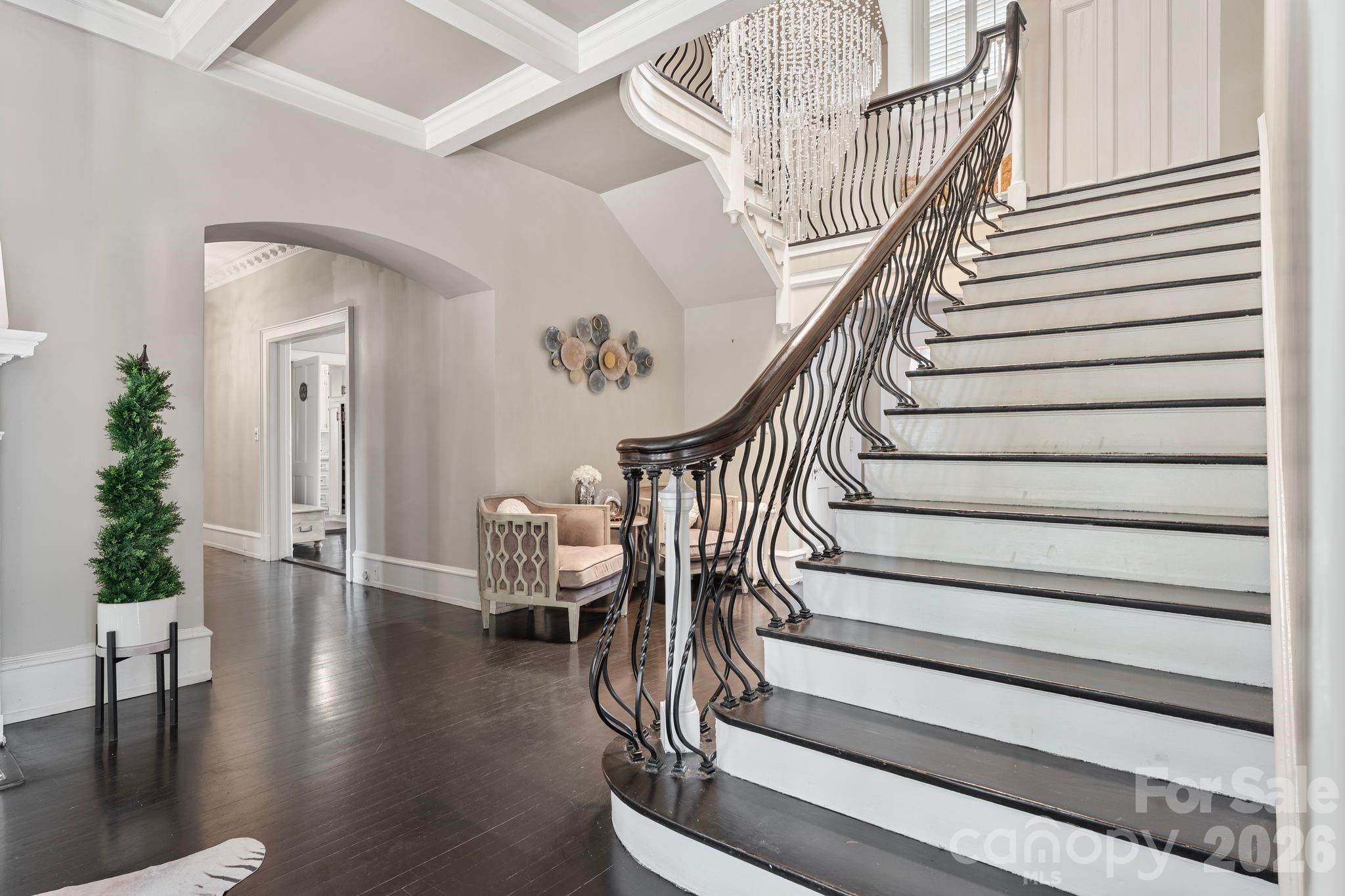 1503 Elm Street — Conway