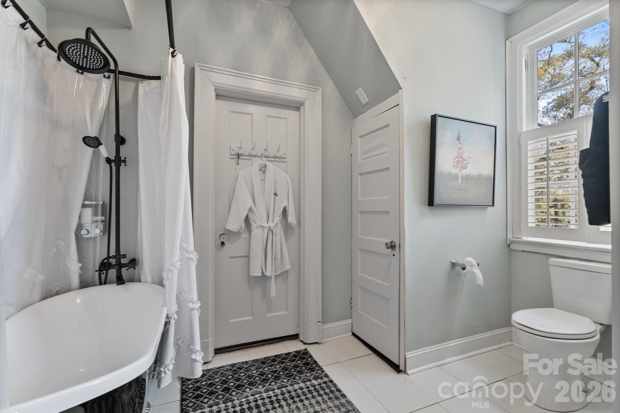 1503 Elm Street — Conway