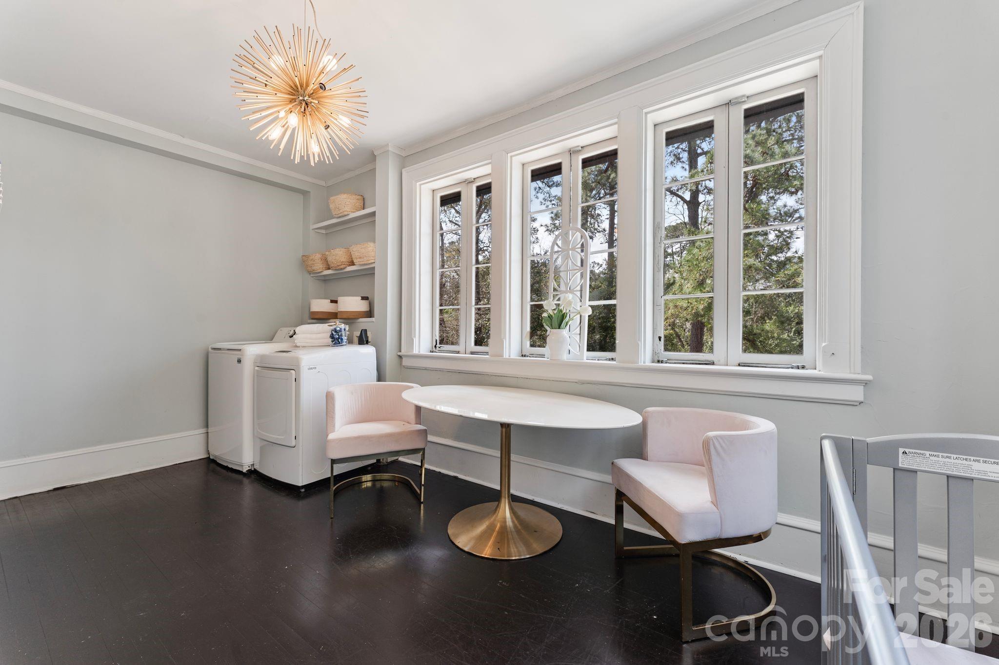 1503 Elm Street — Conway