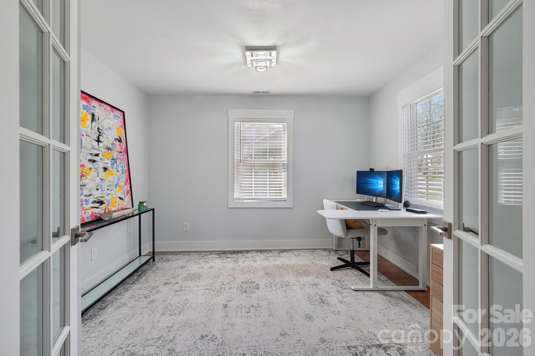 1821 Garibaldi Avenue — Charlotte