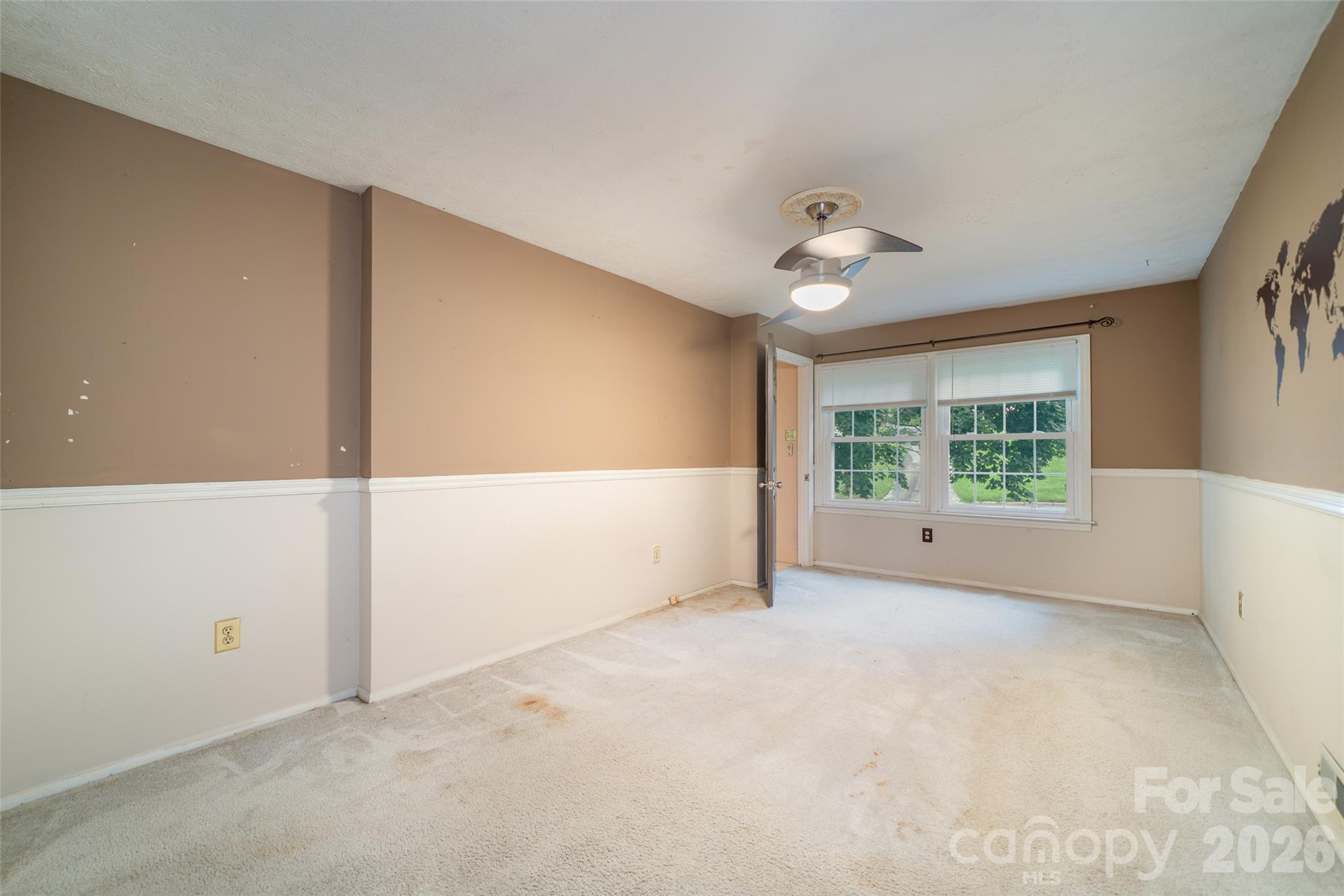 6 Hillview Circle — Asheville