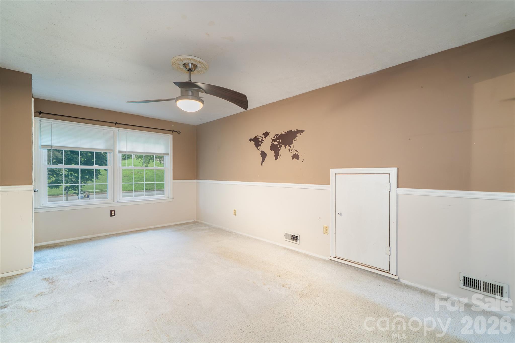 6 Hillview Circle — Asheville