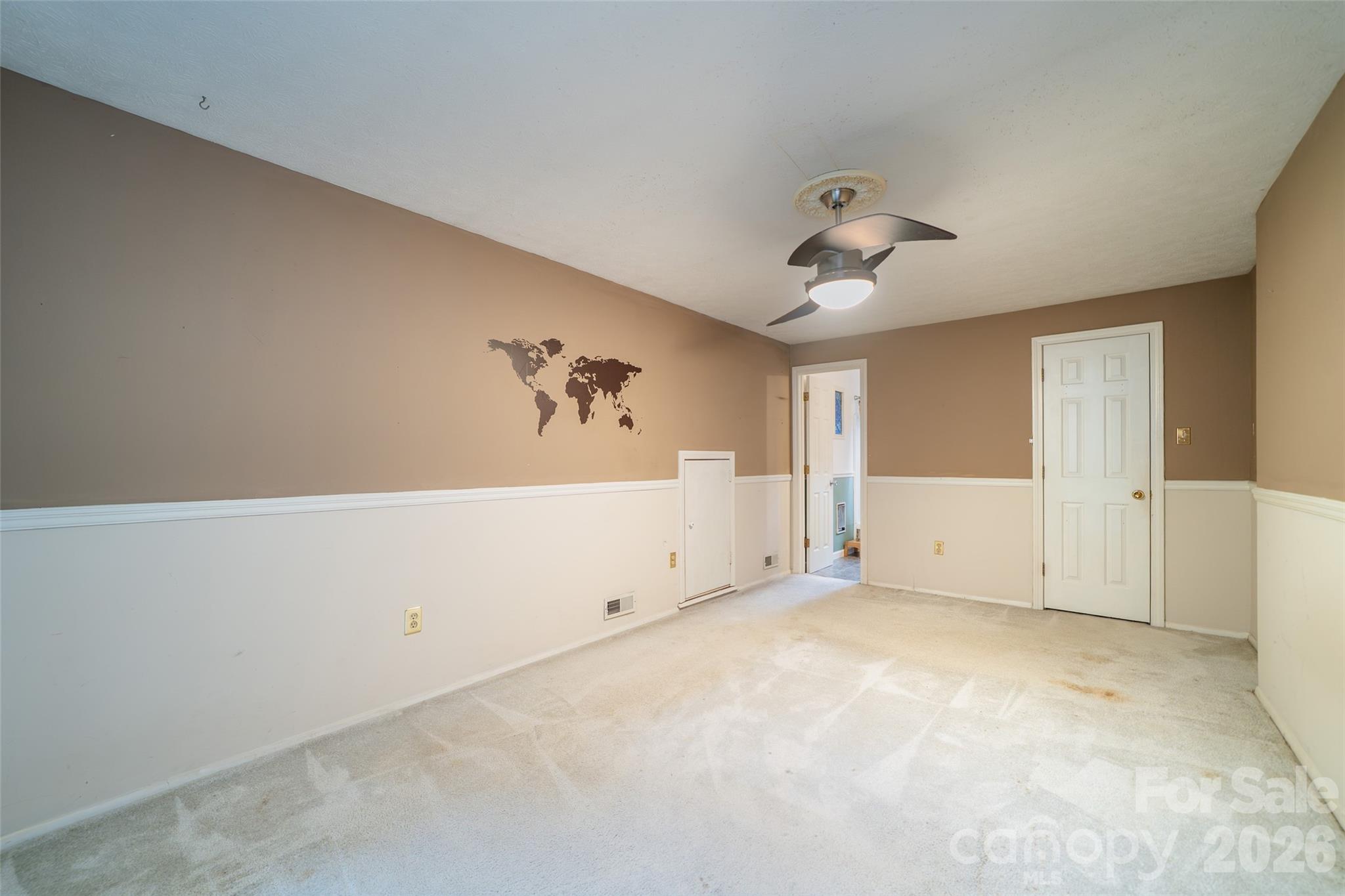 6 Hillview Circle — Asheville