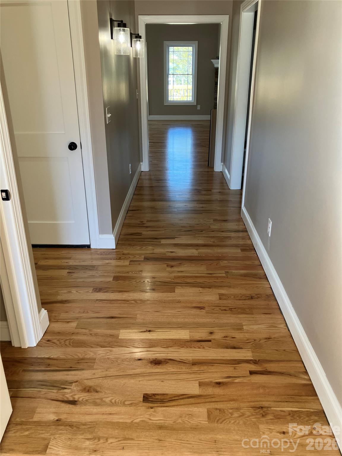 4952 Southview Drive — Hickory