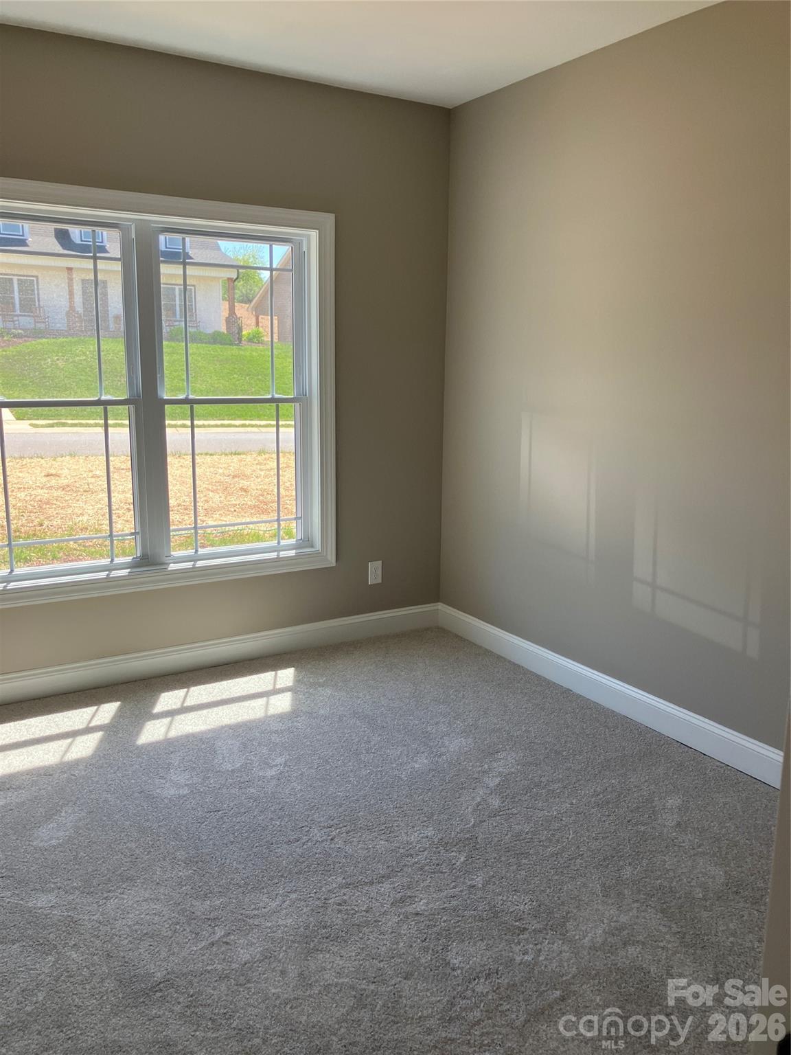 4952 Southview Drive — Hickory