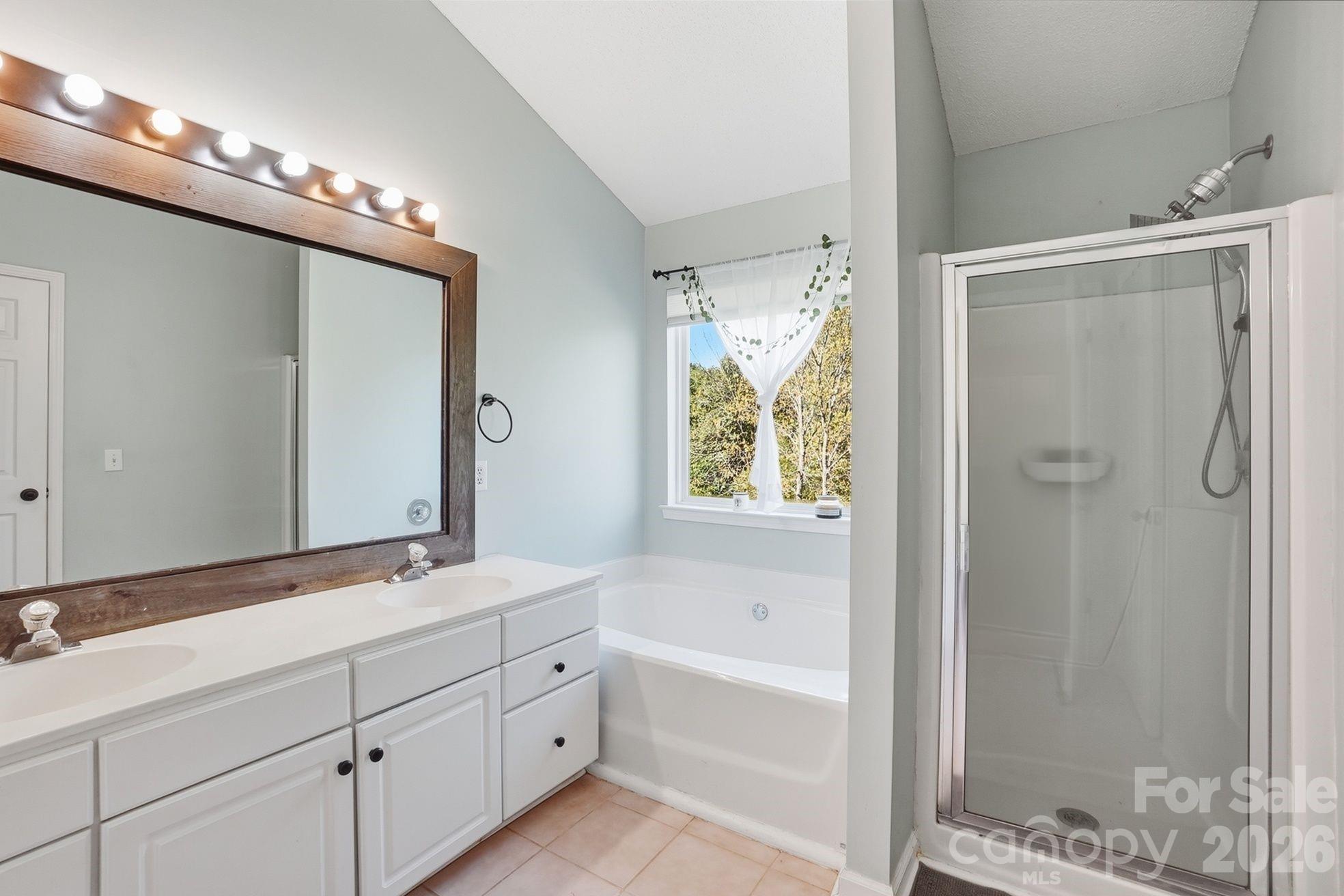 236 Aylesbury Lane — Indian Trail